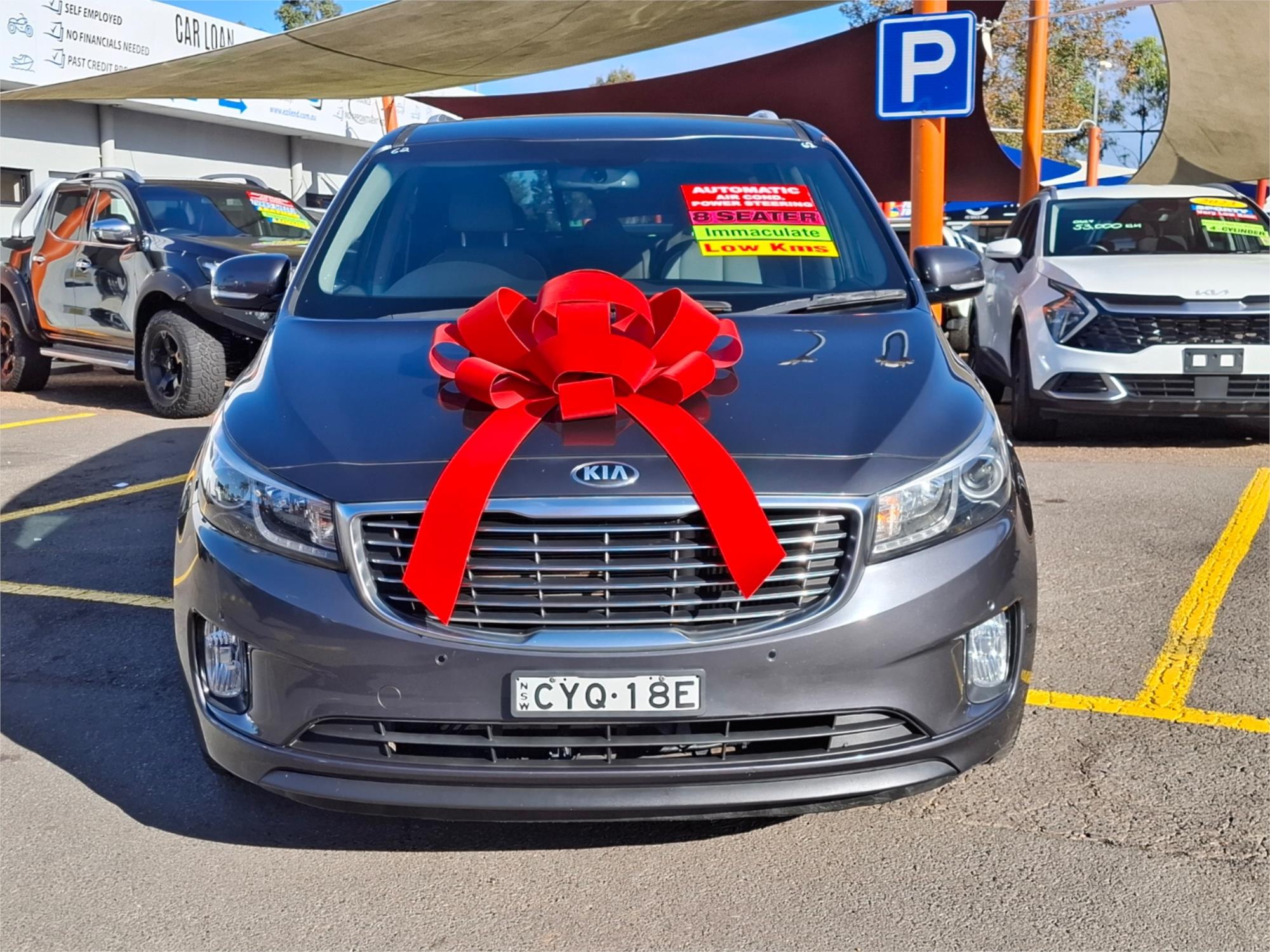 2015 KIA CARNIVAL YP MY15 SLi 6 SP AUTOMATIC 4D WAGON