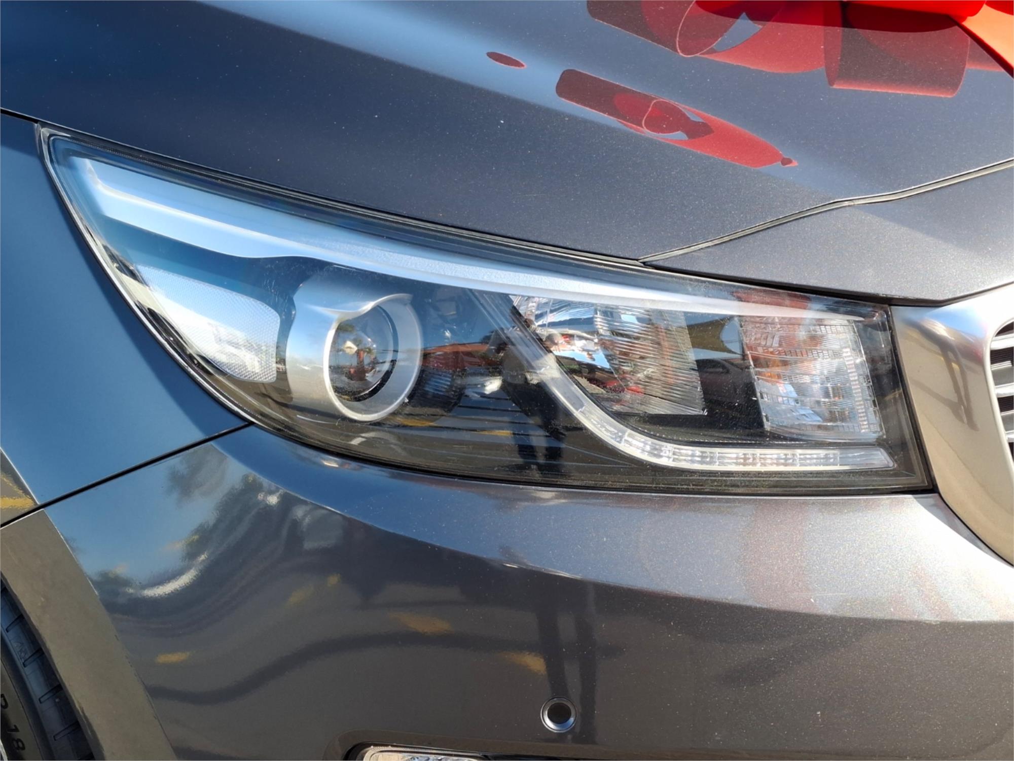 2015 KIA CARNIVAL YP MY15 SLi 6 SP AUTOMATIC 4D WAGON