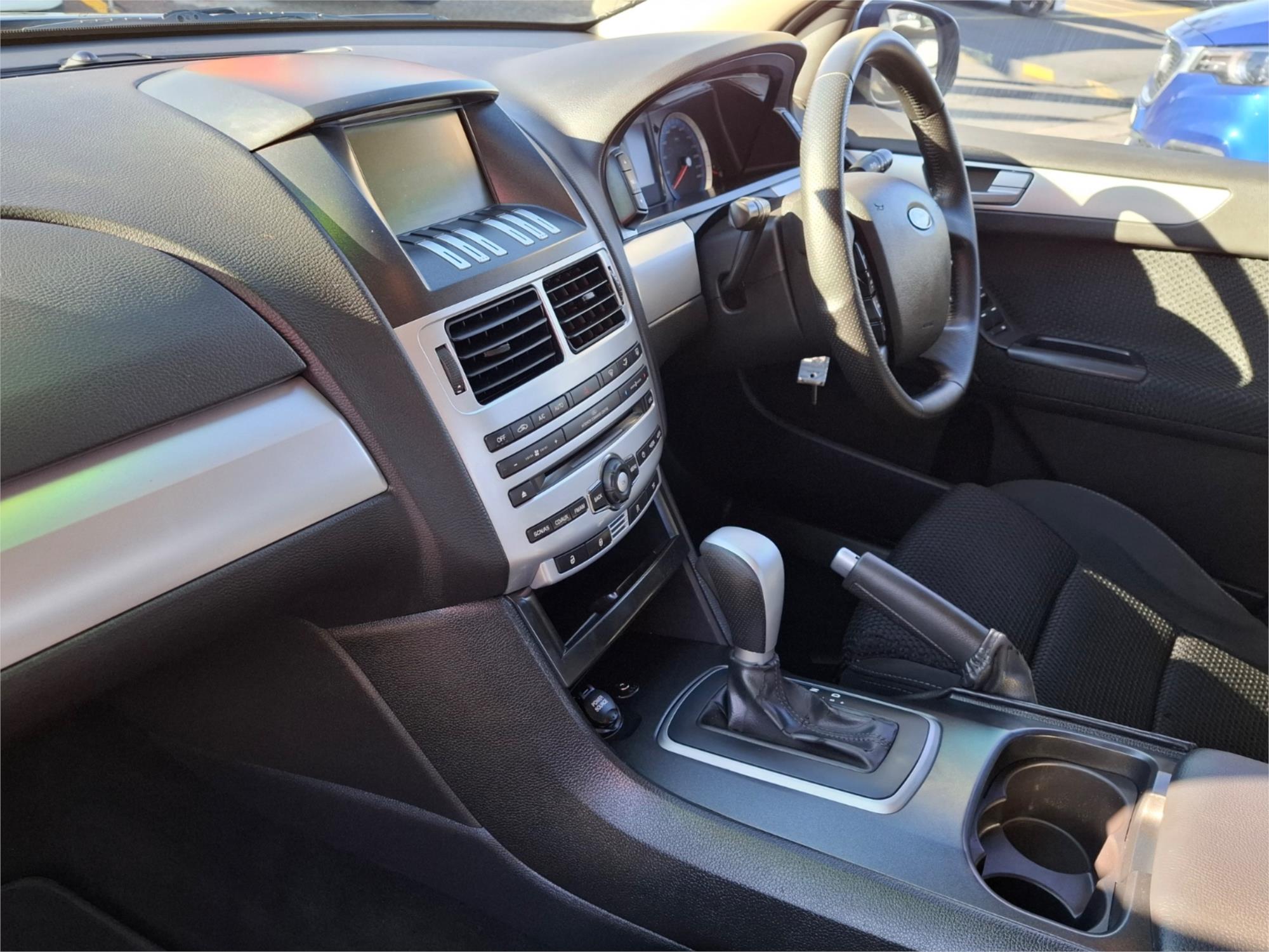2009 FORD FALCON FG XR6 5 SP AUTO SEQ SPORT SHIFT 4D SEDAN