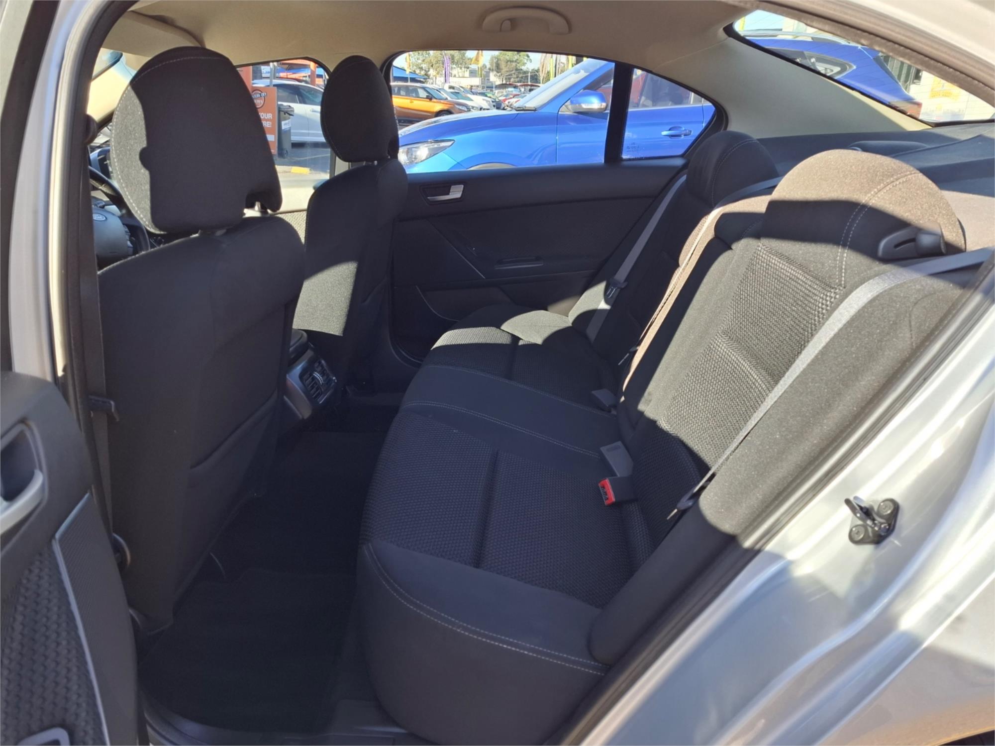 2009 FORD FALCON FG XR6 5 SP AUTO SEQ SPORT SHIFT 4D SEDAN
