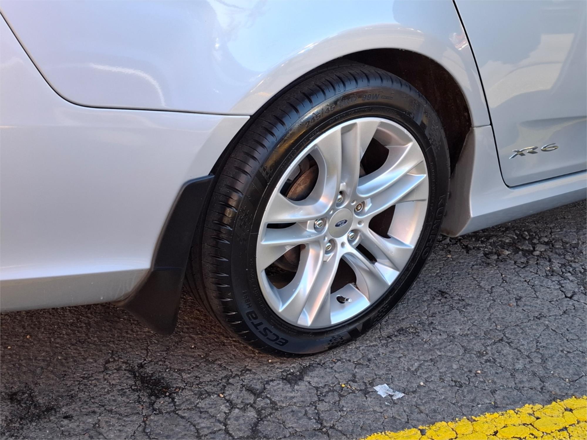 2009 FORD FALCON FG XR6 5 SP AUTO SEQ SPORT SHIFT 4D SEDAN