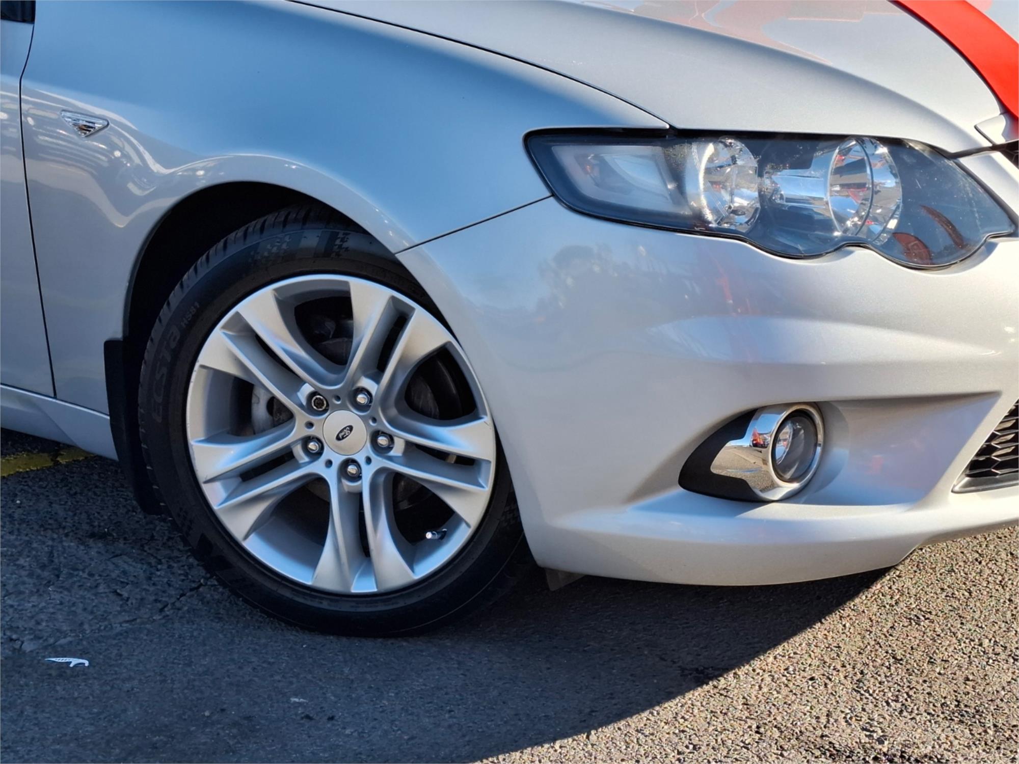 2009 FORD FALCON FG XR6 5 SP AUTO SEQ SPORT SHIFT 4D SEDAN