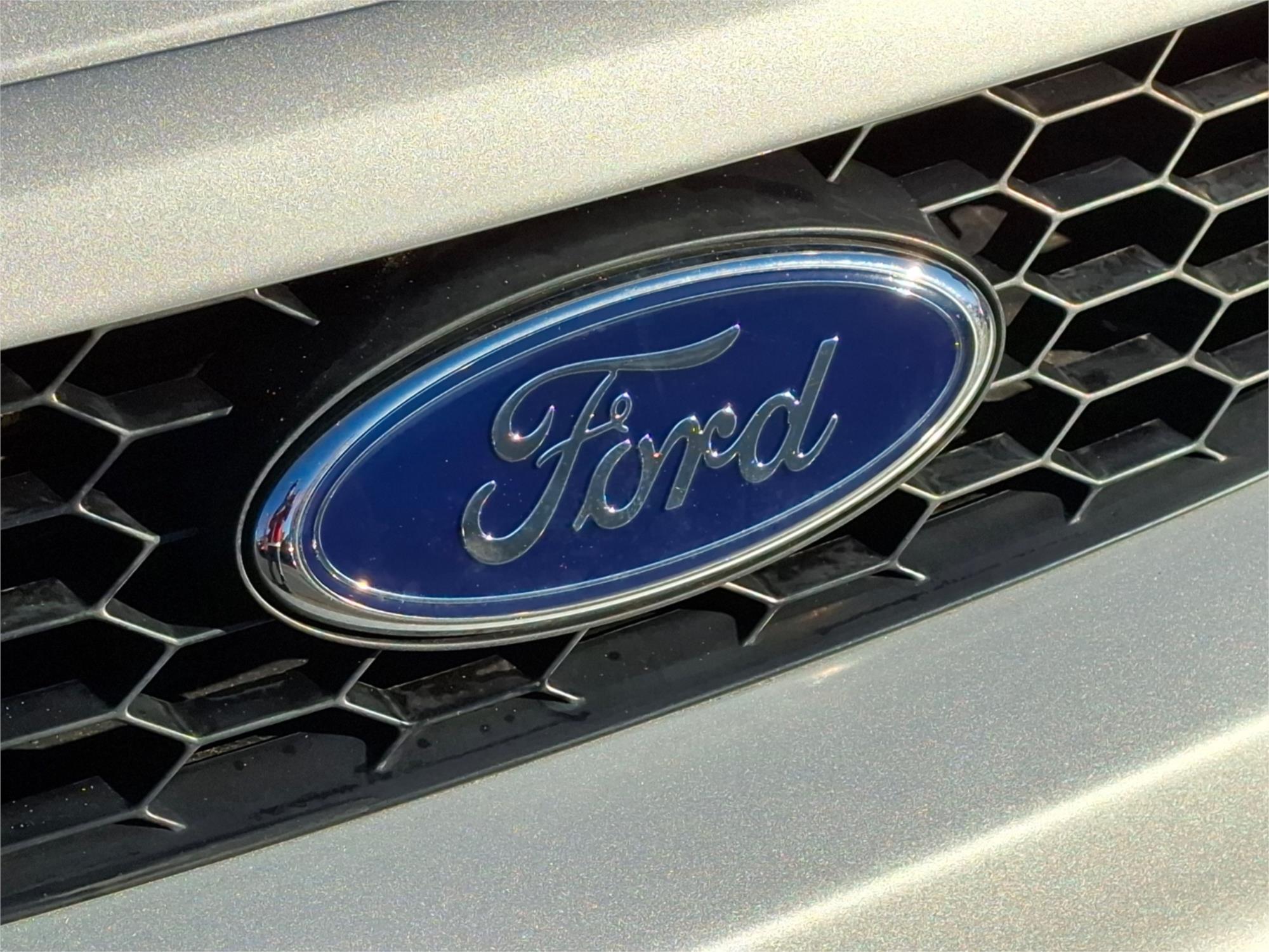 2009 FORD FALCON FG XR6 5 SP AUTO SEQ SPORT SHIFT 4D SEDAN