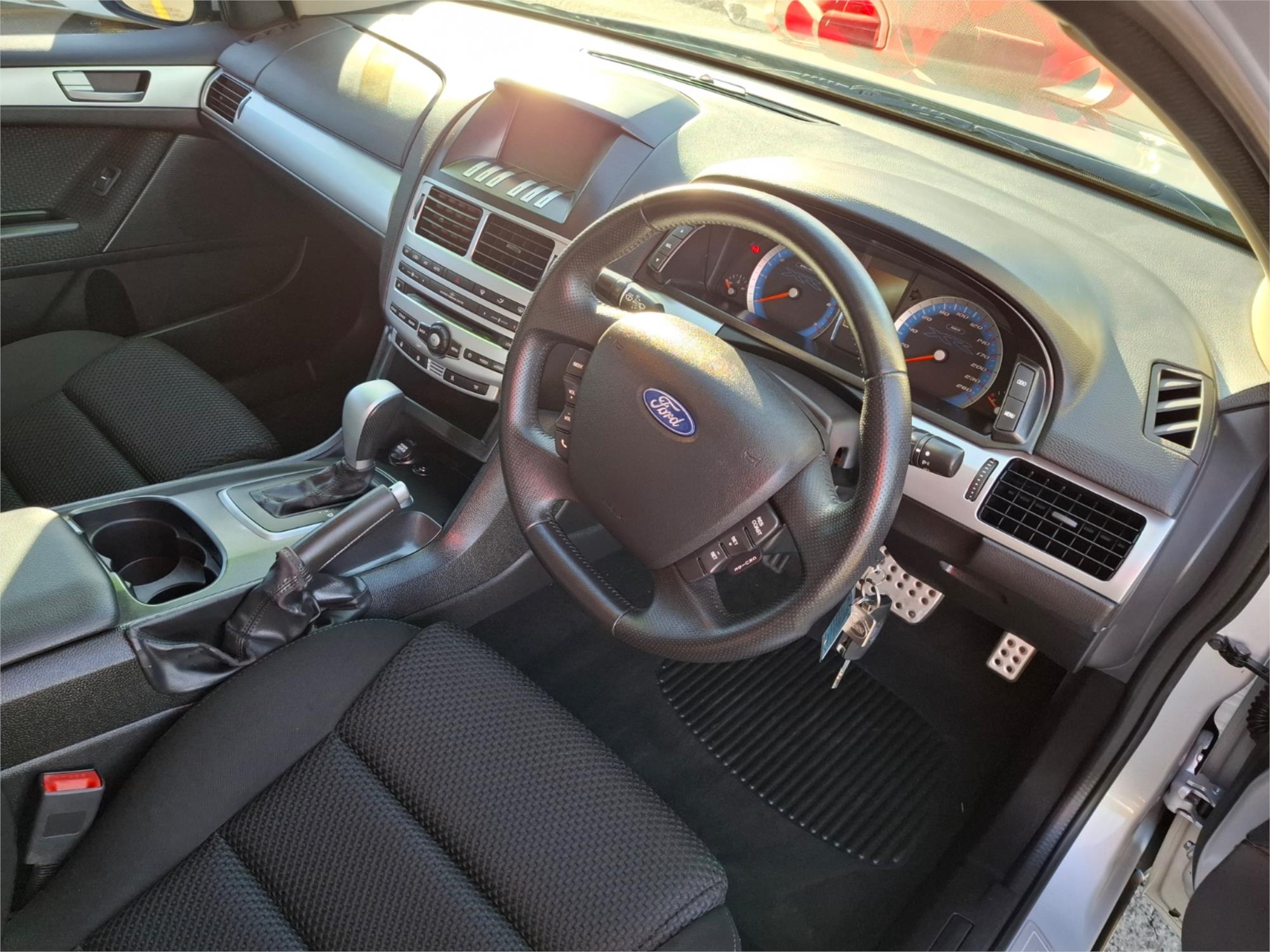 2009 FORD FALCON FG XR6 5 SP AUTO SEQ SPORT SHIFT 4D SEDAN