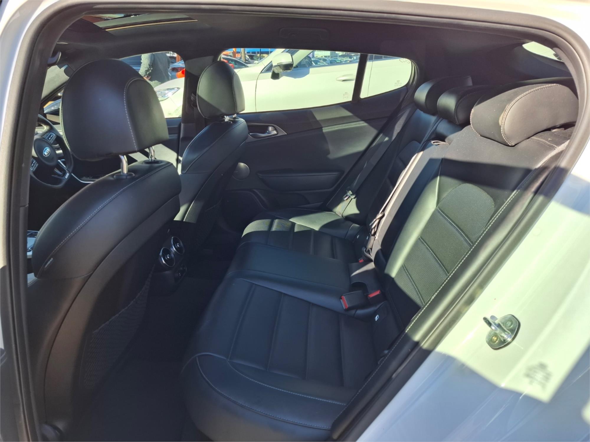2020 KIA STINGER CK MY20 GT (BLACK LEATHER) 8 SP AUTOMATIC 4D SEDAN