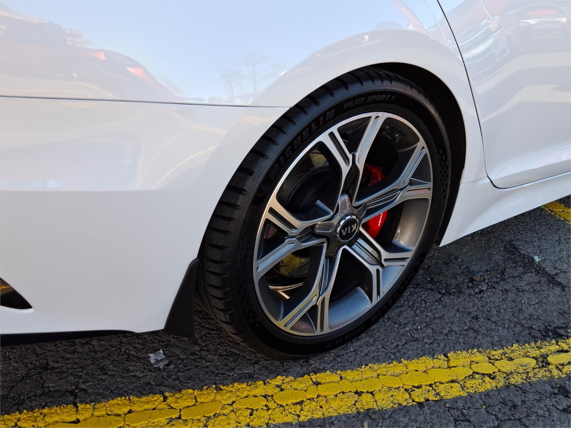 2020 KIA STINGER CK MY20 GT (BLACK LEATHER) 8 SP AUTOMATIC 4D SEDAN