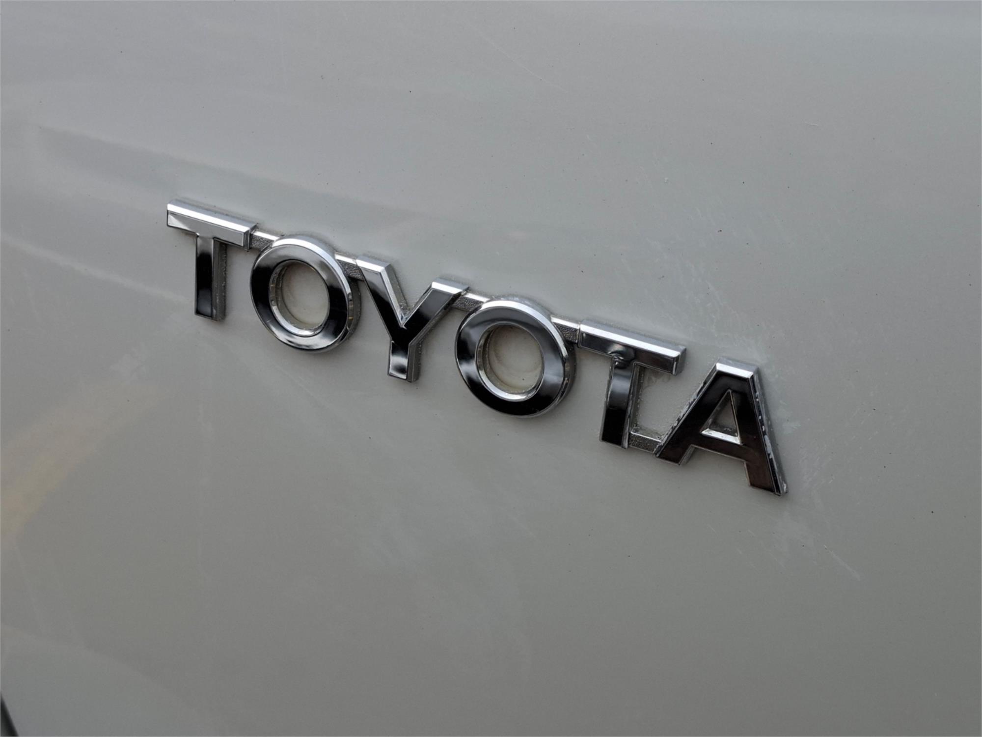 2012 TOYOTA KLUGER GSU40R MY11 UPGRADE KX-R (FWD) 5 SEAT 5 SP AUTOMATIC 4D WAGON