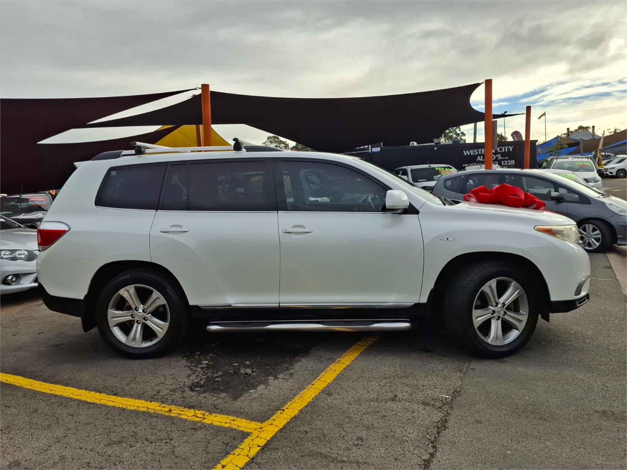 2012 TOYOTA KLUGER GSU40R MY11 UPGRADE KX-R (FWD) 5 SEAT 5 SP AUTOMATIC 4D WAGON