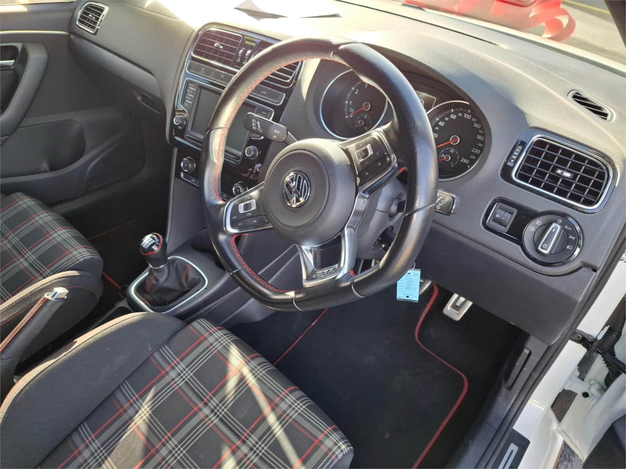 2015 VOLKSWAGEN POLO 6R MY15 GTI 6 SP MANUAL 5D HATCHBACK