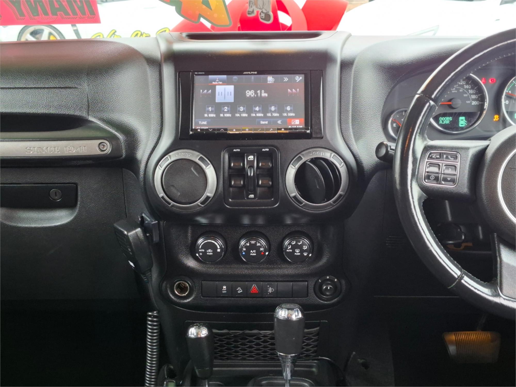 2013 JEEP WRANGLER JK UNLIMITED AUTOMATIC SOFT TOP