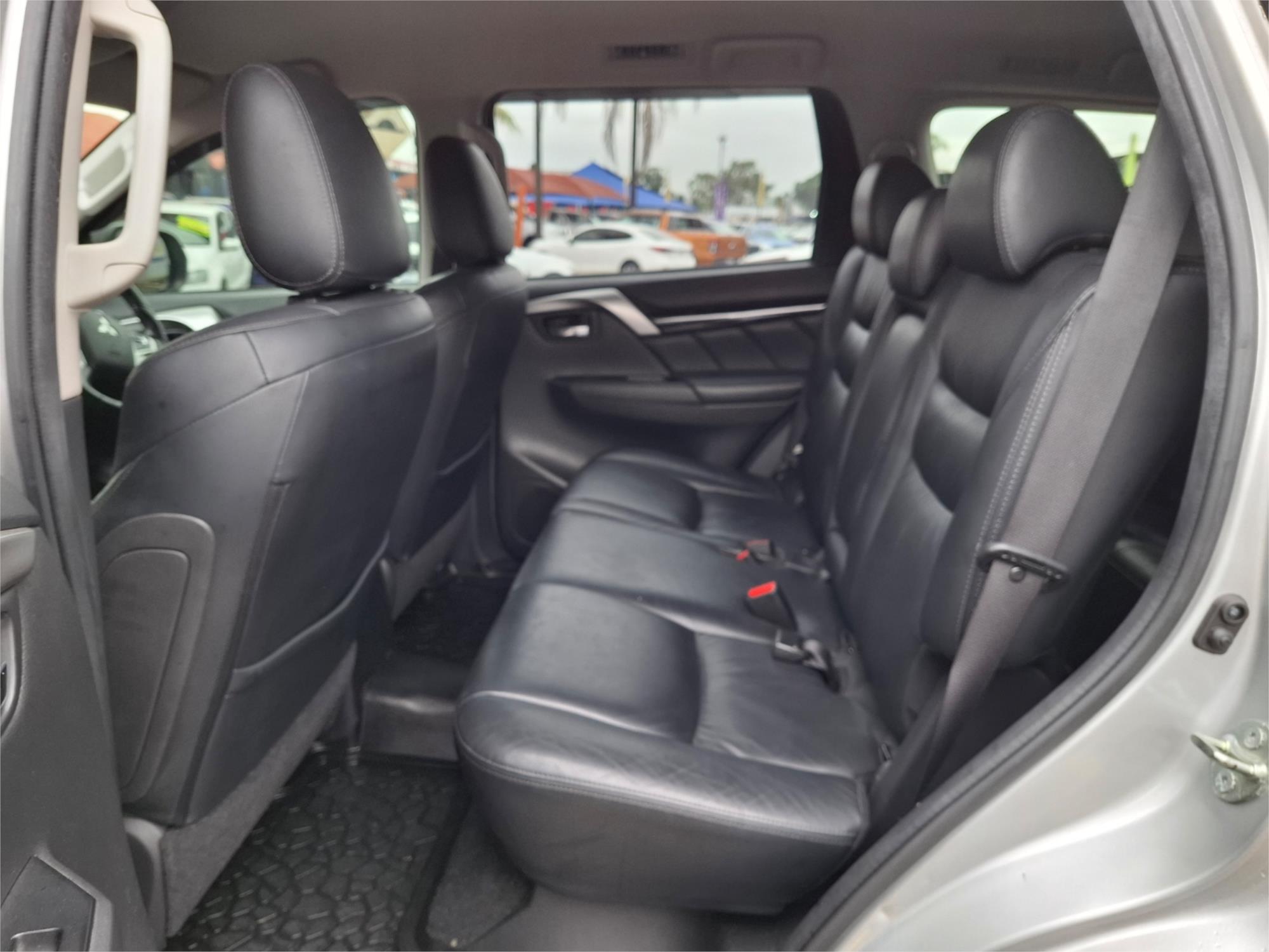 2017 MITSUBISHI PAJERO SPORT MY16 GLX (4x4) 5 SEAT 8 SP AUTOMATIC 4D WAGON