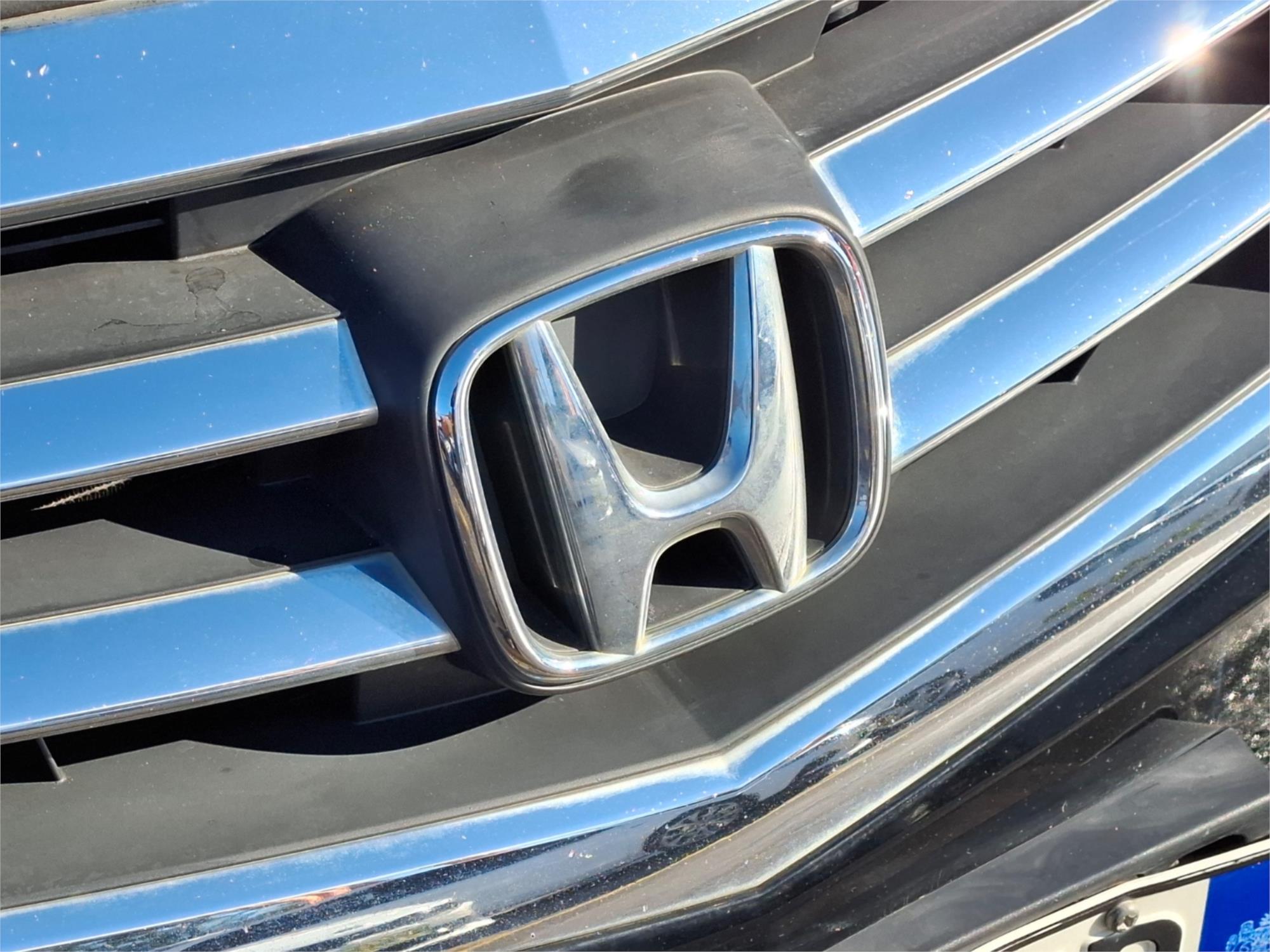 2012 HONDA ACCORD 50 MY11 V6-L 5 SP AUTOMATIC 4D SEDAN