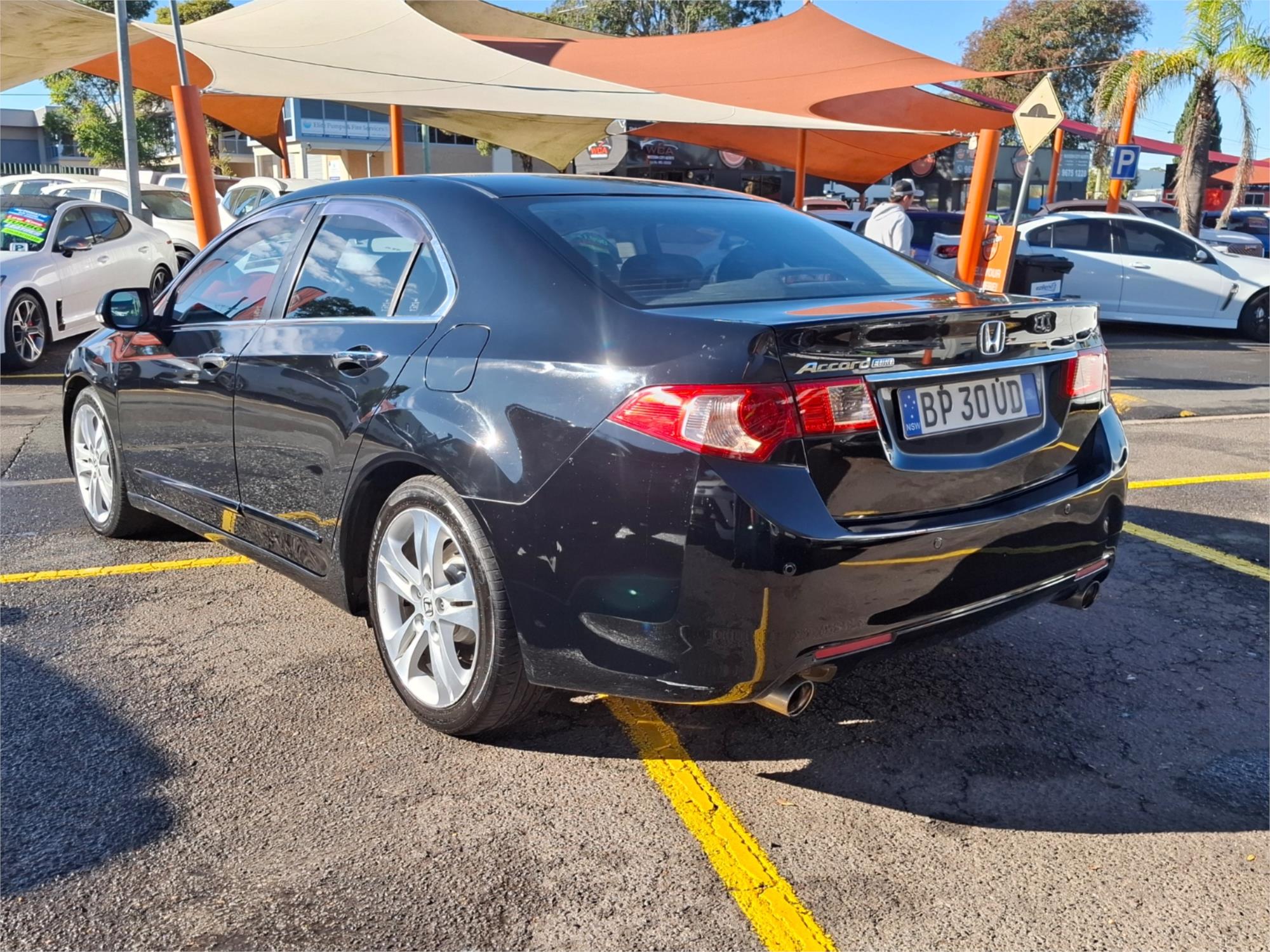 2012 HONDA ACCORD 50 MY11 V6-L 5 SP AUTOMATIC 4D SEDAN