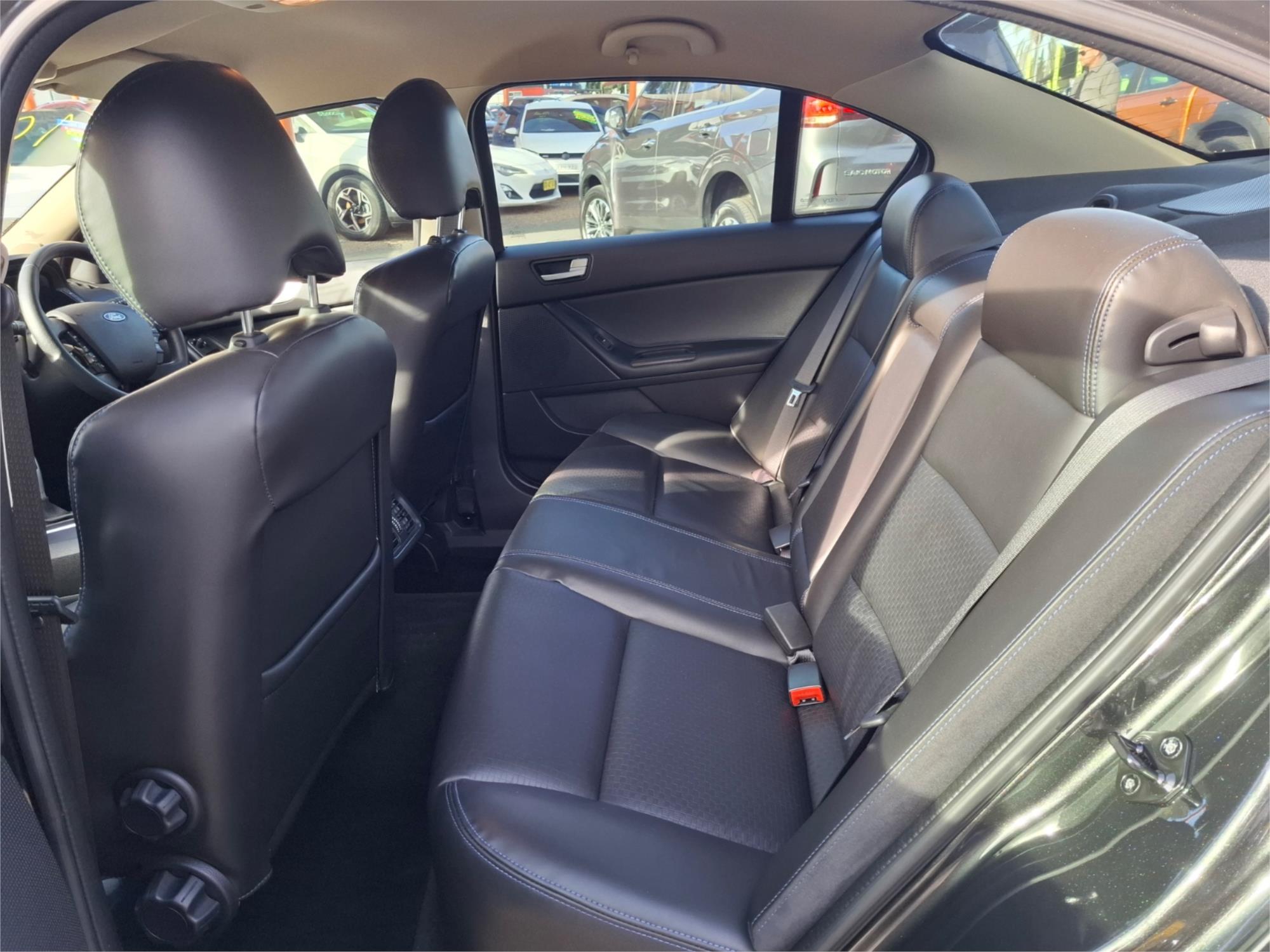 2010 FORD FALCON FG XR8 6 SP AUTO SEQ SPORTSHIFT 4D SEDAN