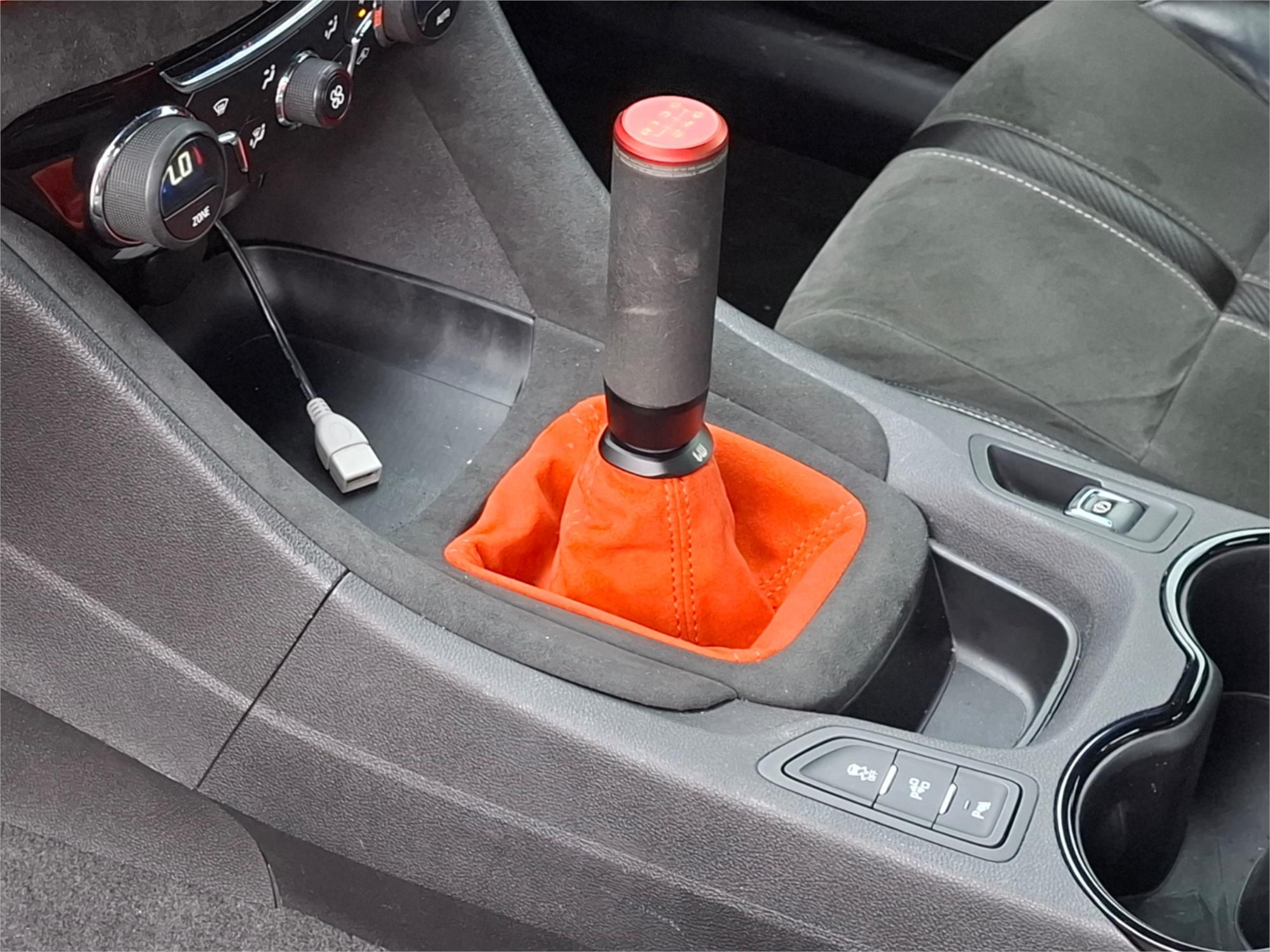 2014 HOLDEN COMMODORE VF MY15 SV6 6 SP MANUAL 4D SEDAN