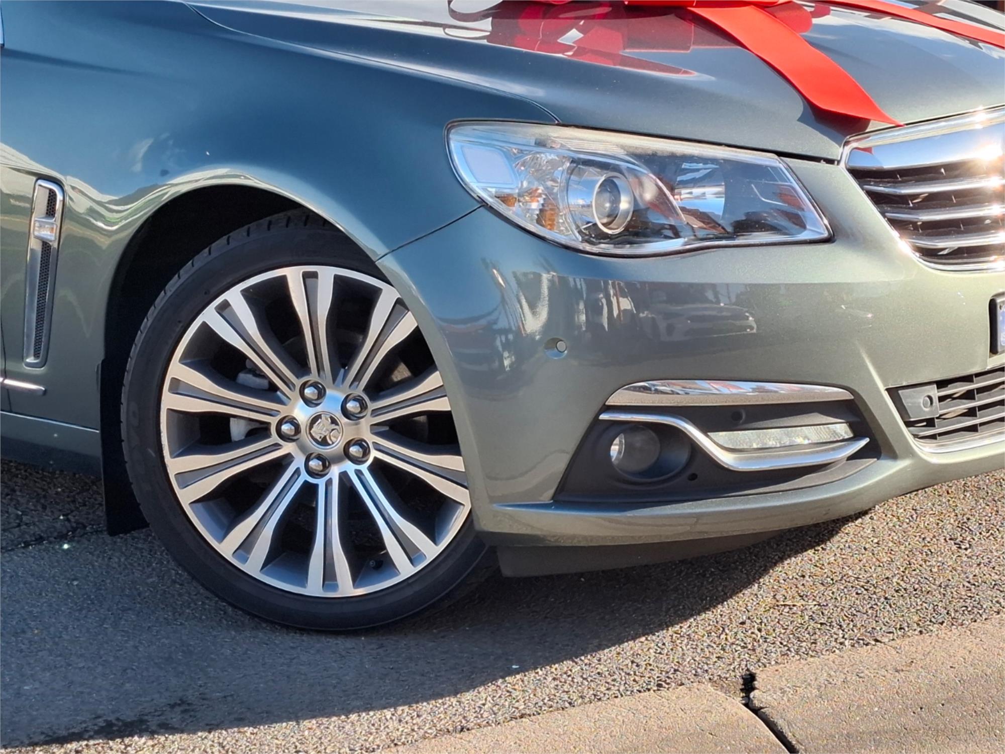 2015 HOLDEN CALAIS VF II V 6 SP AUTOMATIC 4D SEDAN