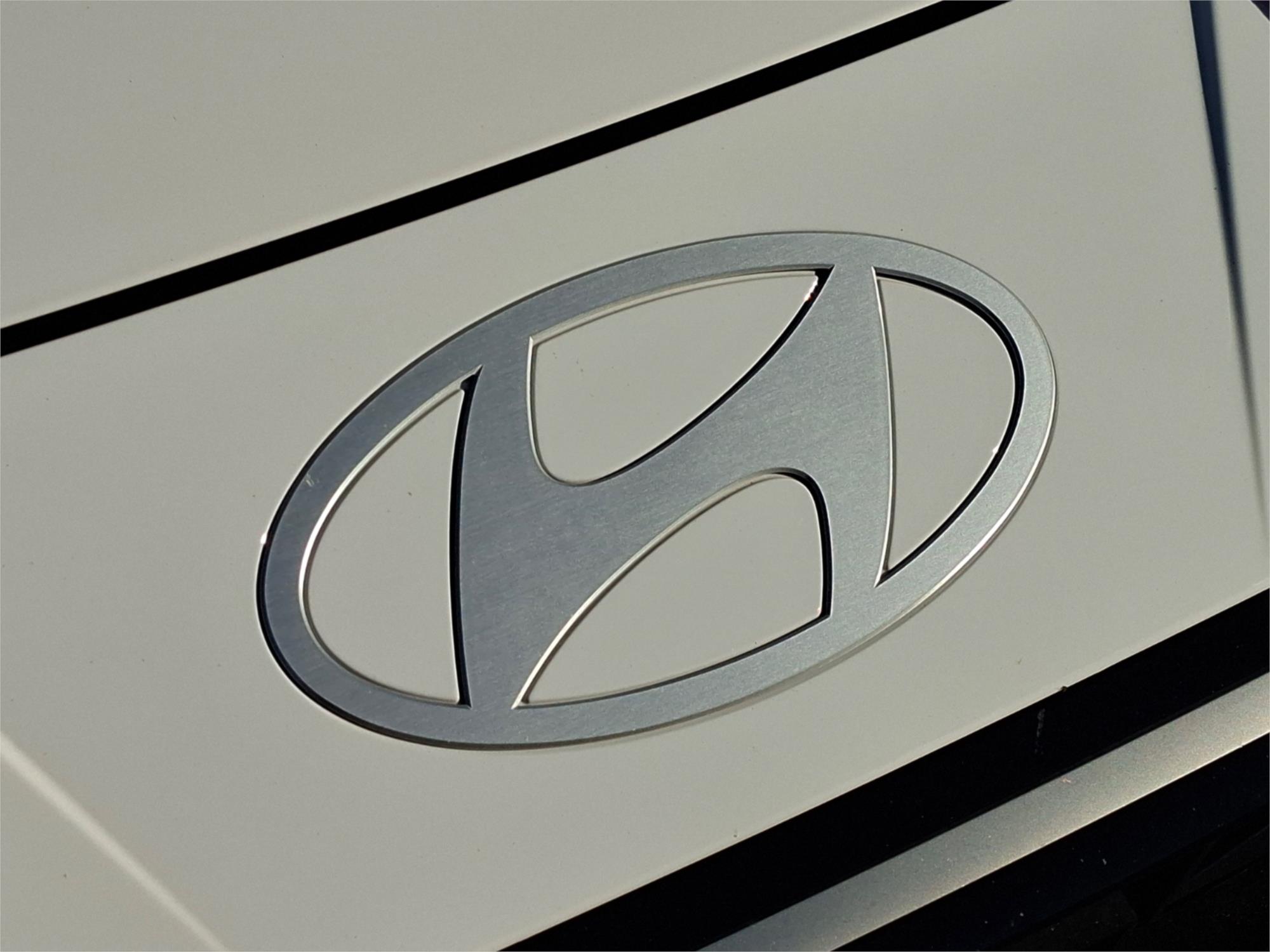 2024 HYUNDAI i30 CN7.V2 MY24 CONTINUOUS VARIABLE 4D SEDAN
