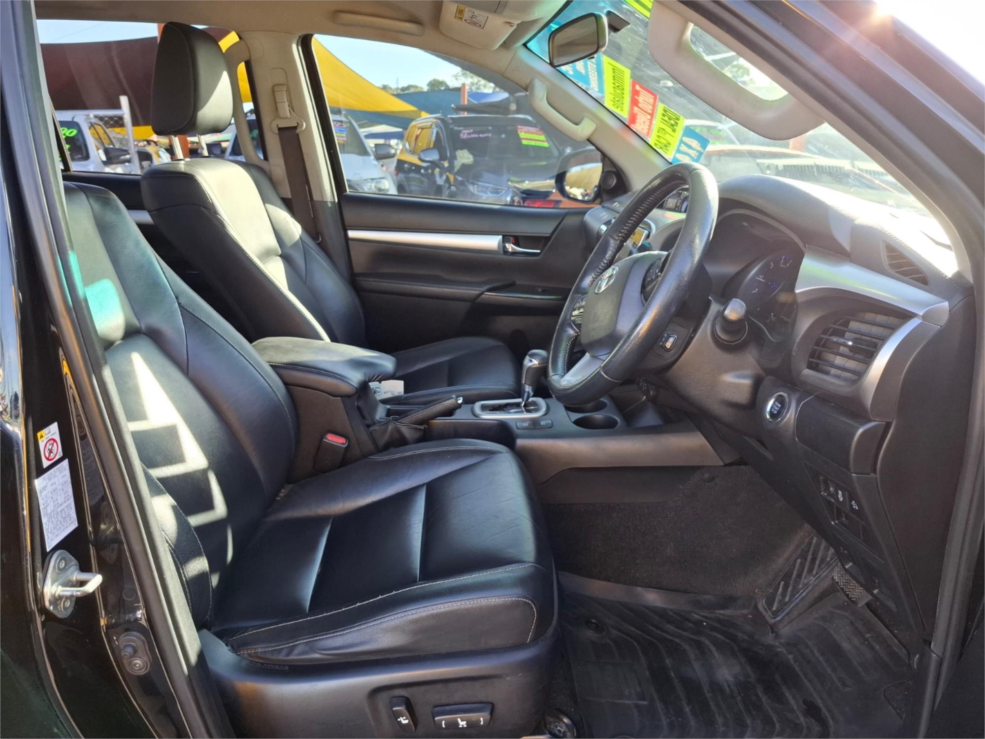 2016 TOYOTA HILUX GUN126R SR5 (4x4) 6 SP AUTOMATIC DUAL CAB UTILITY