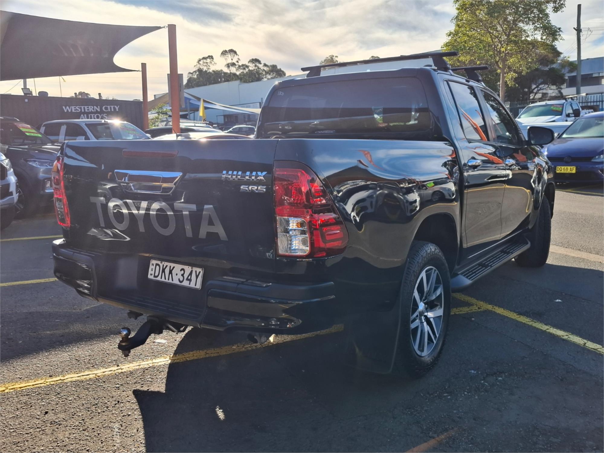 2016 TOYOTA HILUX GUN126R SR5 (4x4) 6 SP AUTOMATIC DUAL CAB UTILITY