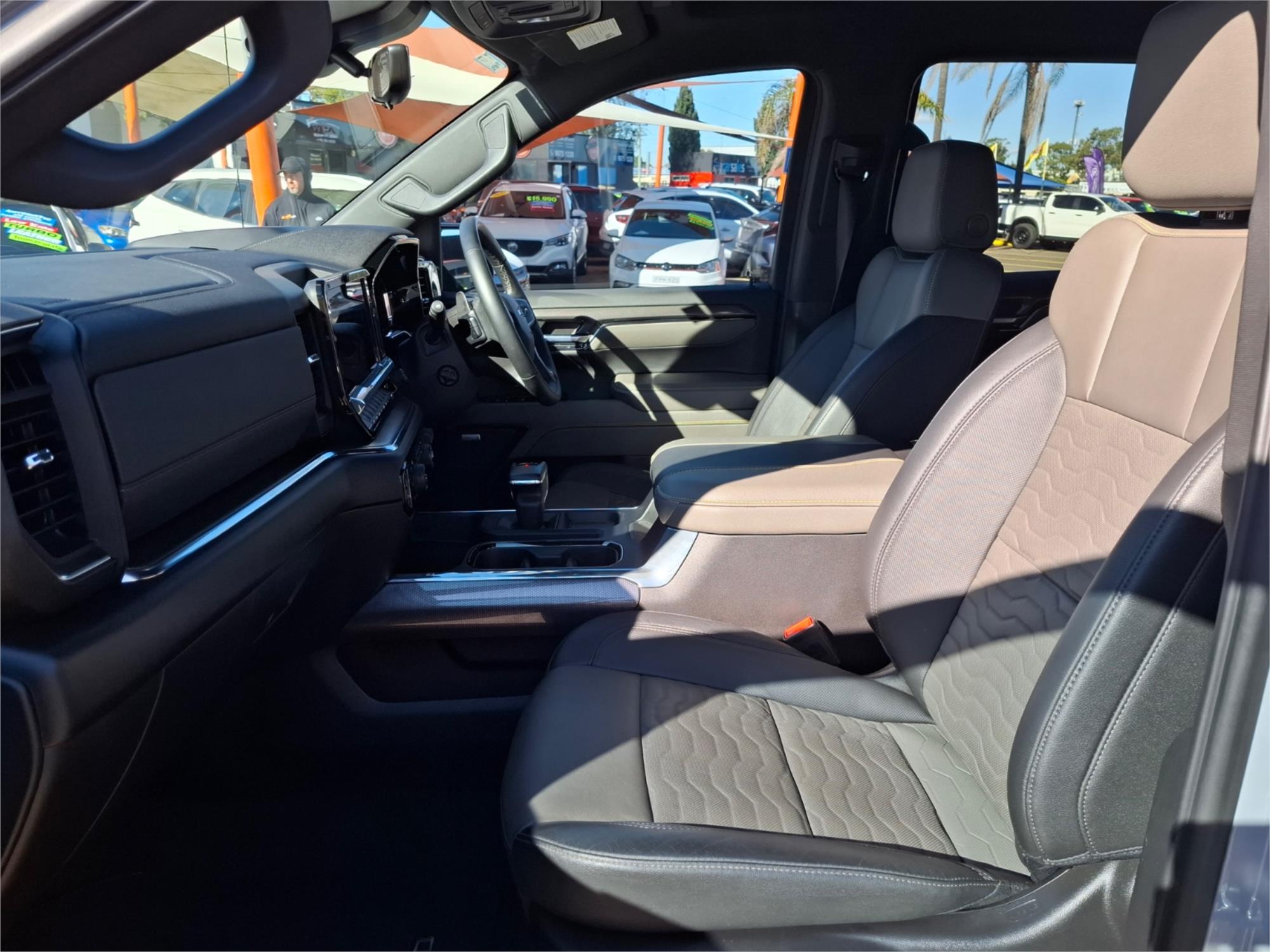 2023 CHEVROLET SILVERADO T1 MY24 1500 ZR2 10 SP AUTOMATIC CREW CAB P/UP