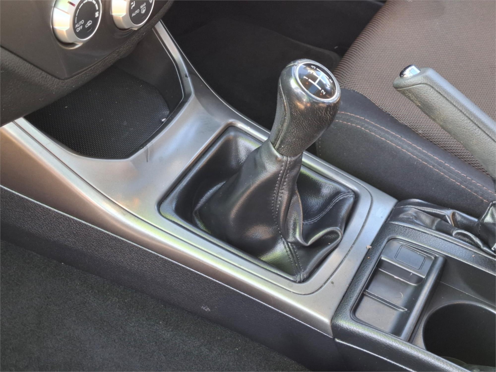 2010 SUBARU IMPREZA MY10 R (AWD) 5 SP MANUAL 4D SEDAN