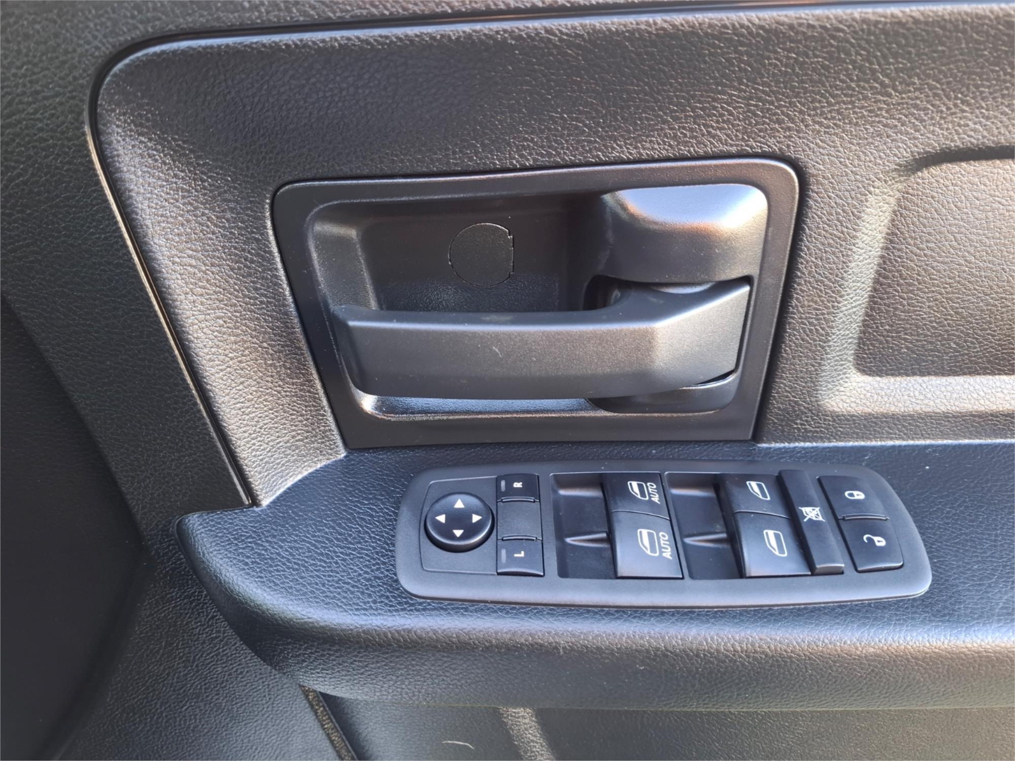 2021 RAM 1500 DS MY21 EXPRESS 8 SP AUTOMATIC CREW CAB UTILITY