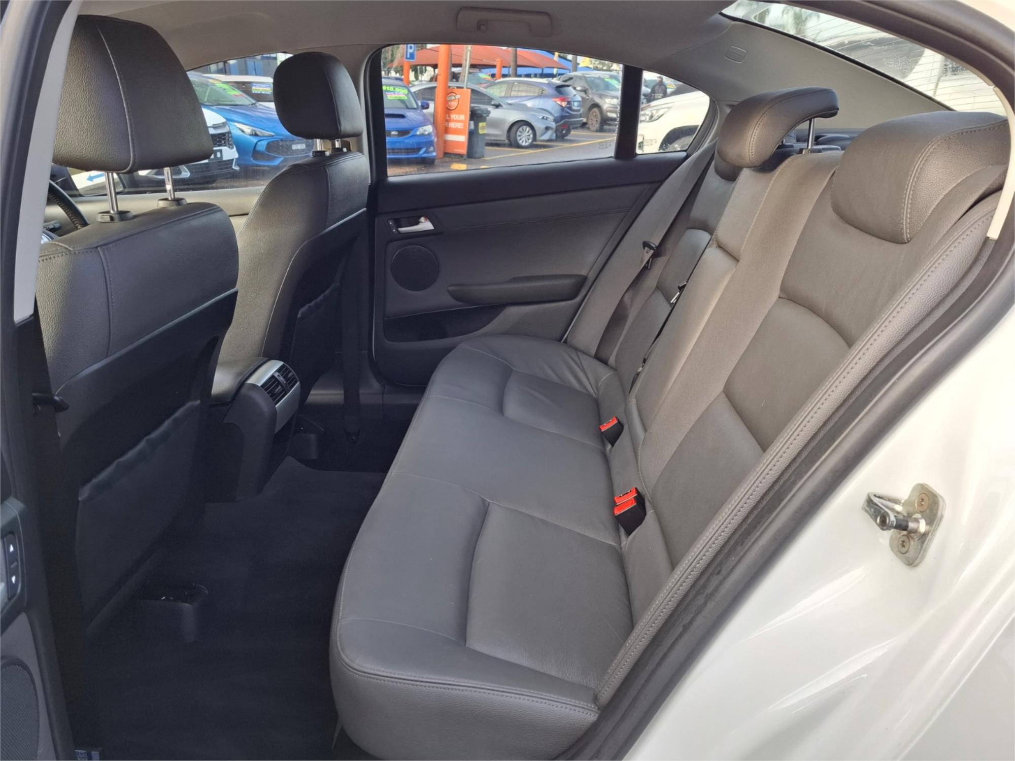 2008 HOLDEN COMMODORE VE MY09 OMEGA 60TH ANNIVERSARY 4 SP AUTOMATIC 4D SEDAN