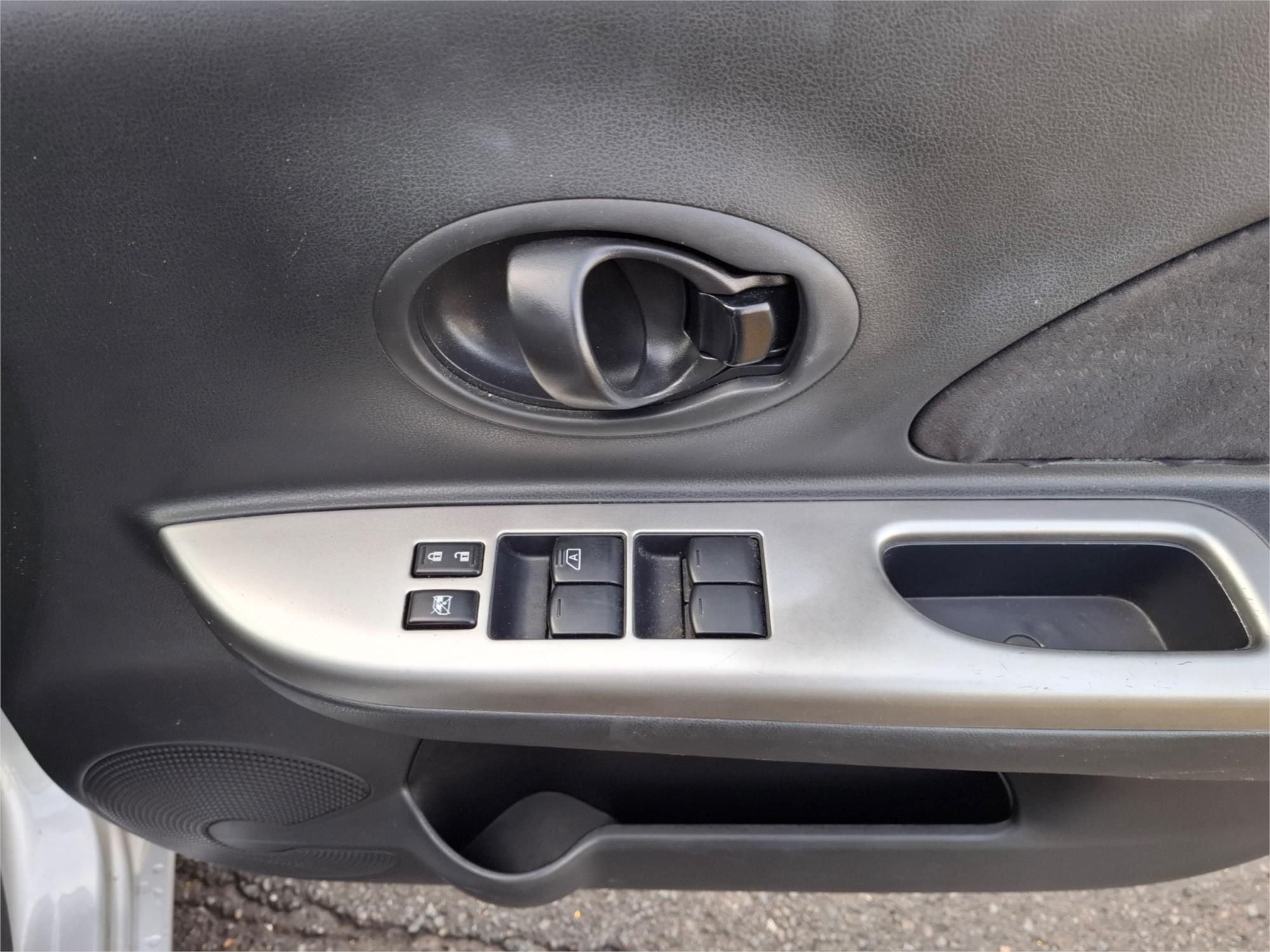 2015 NISSAN MICRA K13 MY13 Ti 4 SP AUTOMATIC 5D HATCHBACK