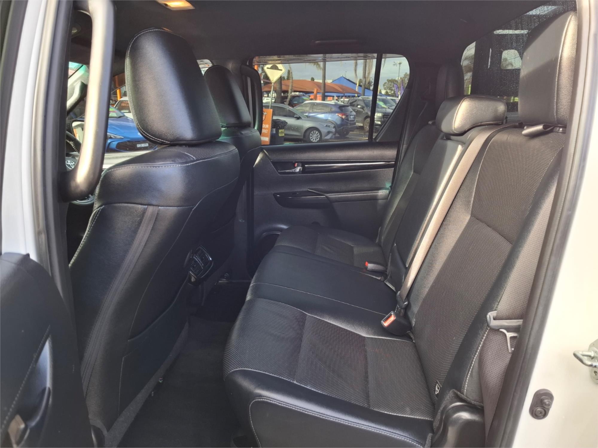 2018 TOYOTA HILUX GUN126R ROGUE (4x4) 6 SP AUTOMATIC DUAL CAB UTILITY