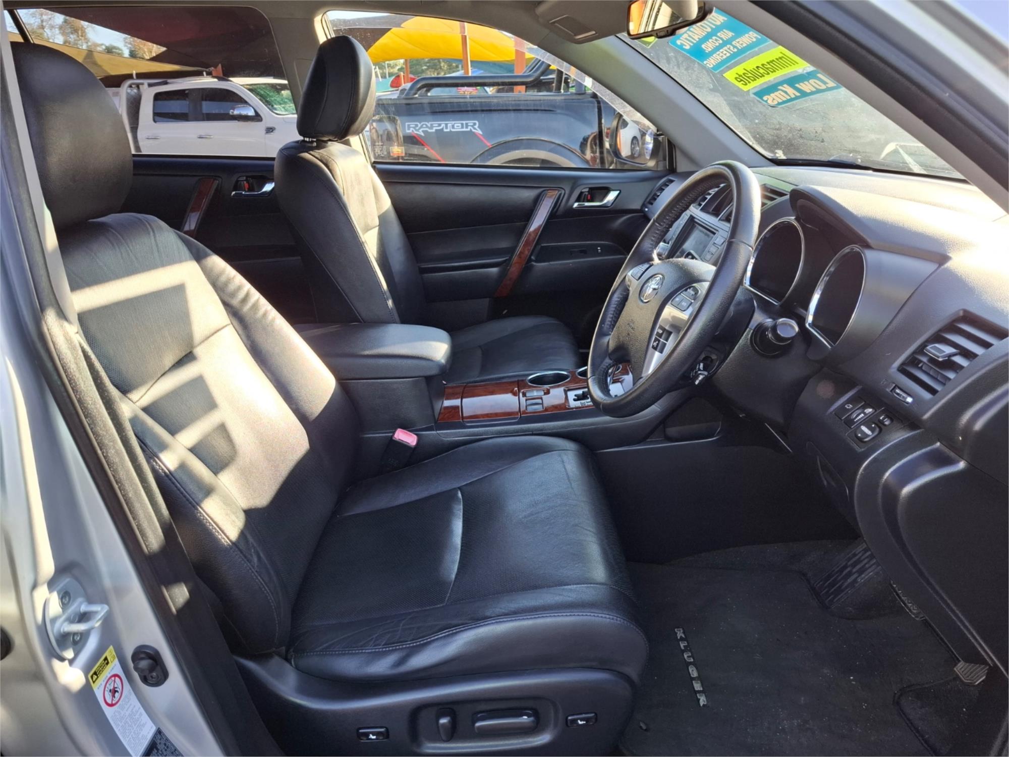 2011 TOYOTA KLUGER GSU40R MY11 UPGRADE GRANDE (FWD) 5 SP AUTOMATIC 4D WAGON