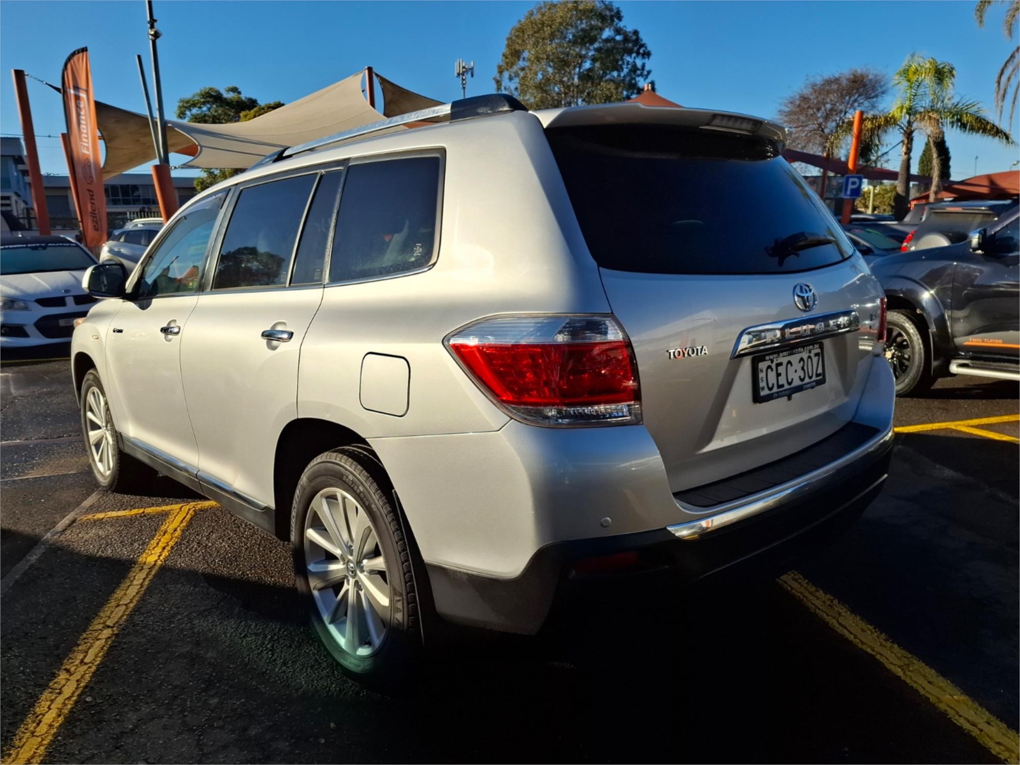 2011 TOYOTA KLUGER GSU40R MY11 UPGRADE GRANDE (FWD) 5 SP AUTOMATIC 4D WAGON
