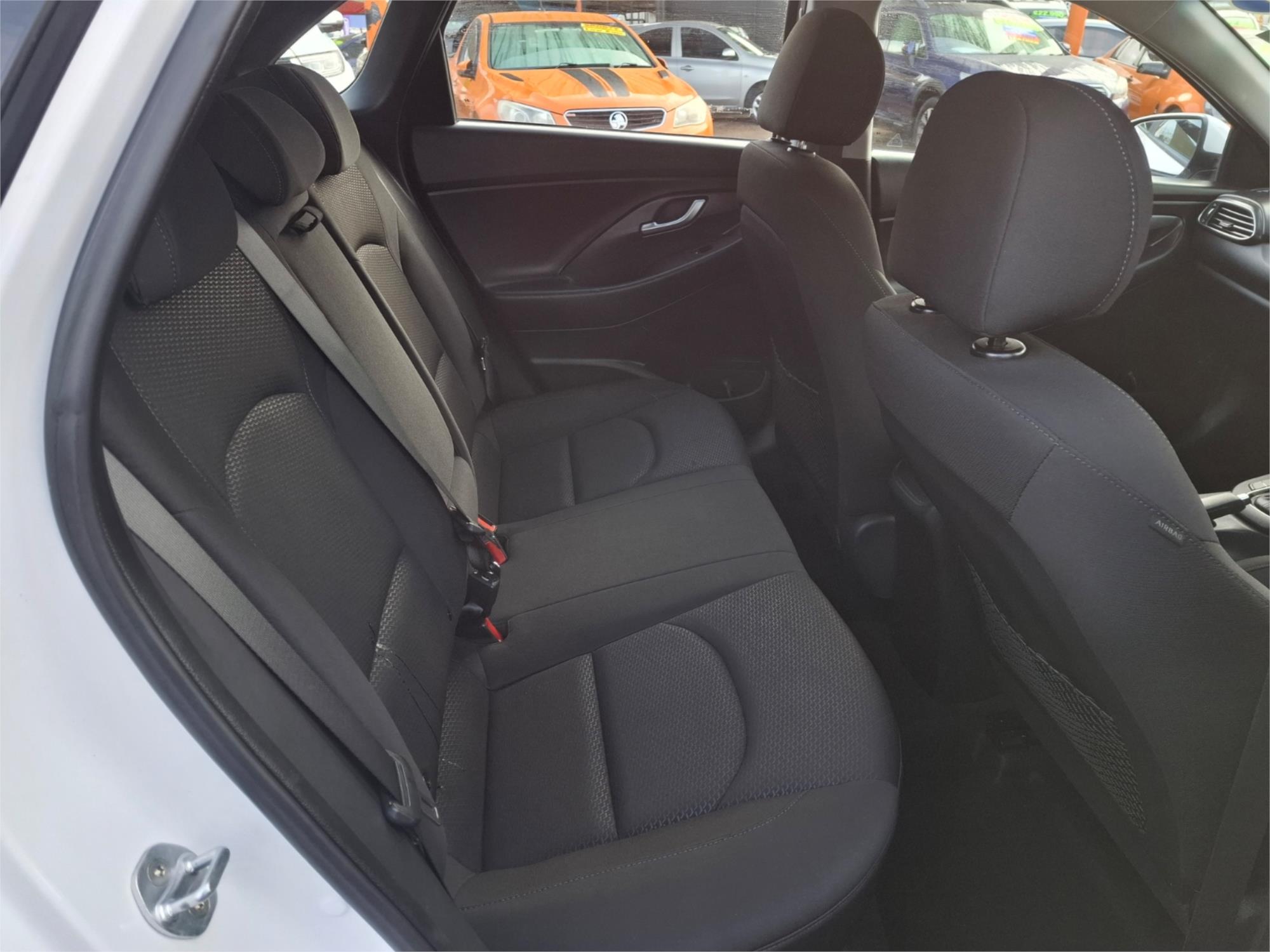 2018 HYUNDAI i30 PD2 MY19 ACTIVE 1.6 CRDi 7 SP AUTO DUAL CLUTCH 4D HATCHBACK