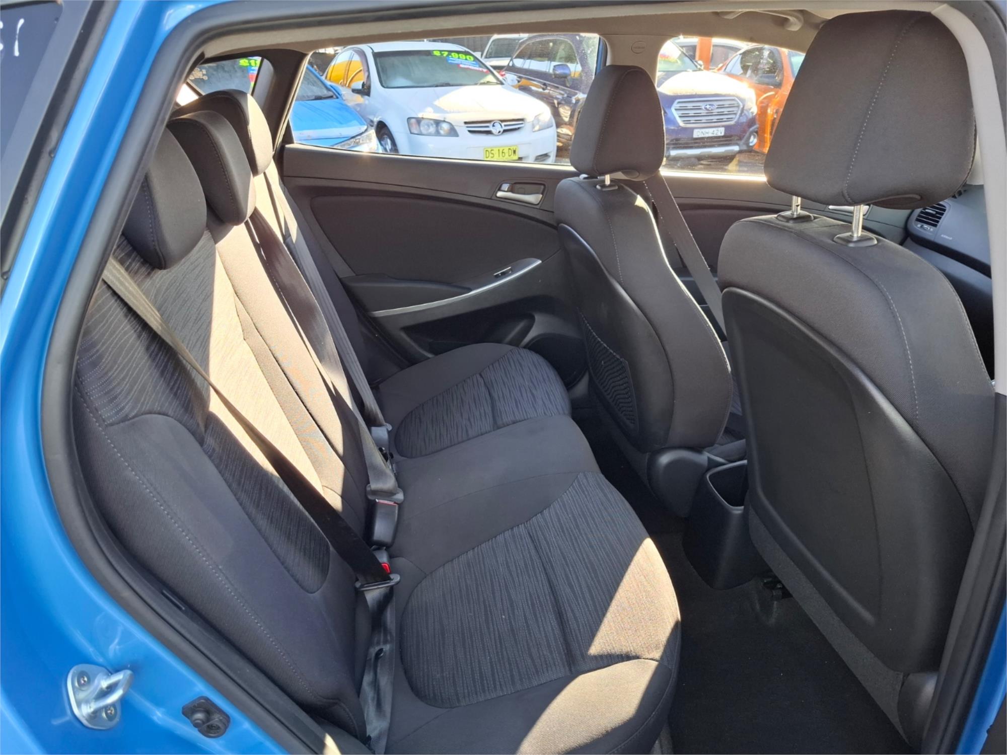2017 HYUNDAI ACCENT RB6 MY18 SPORT 6 SP AUTOMATIC 5D HATCHBACK