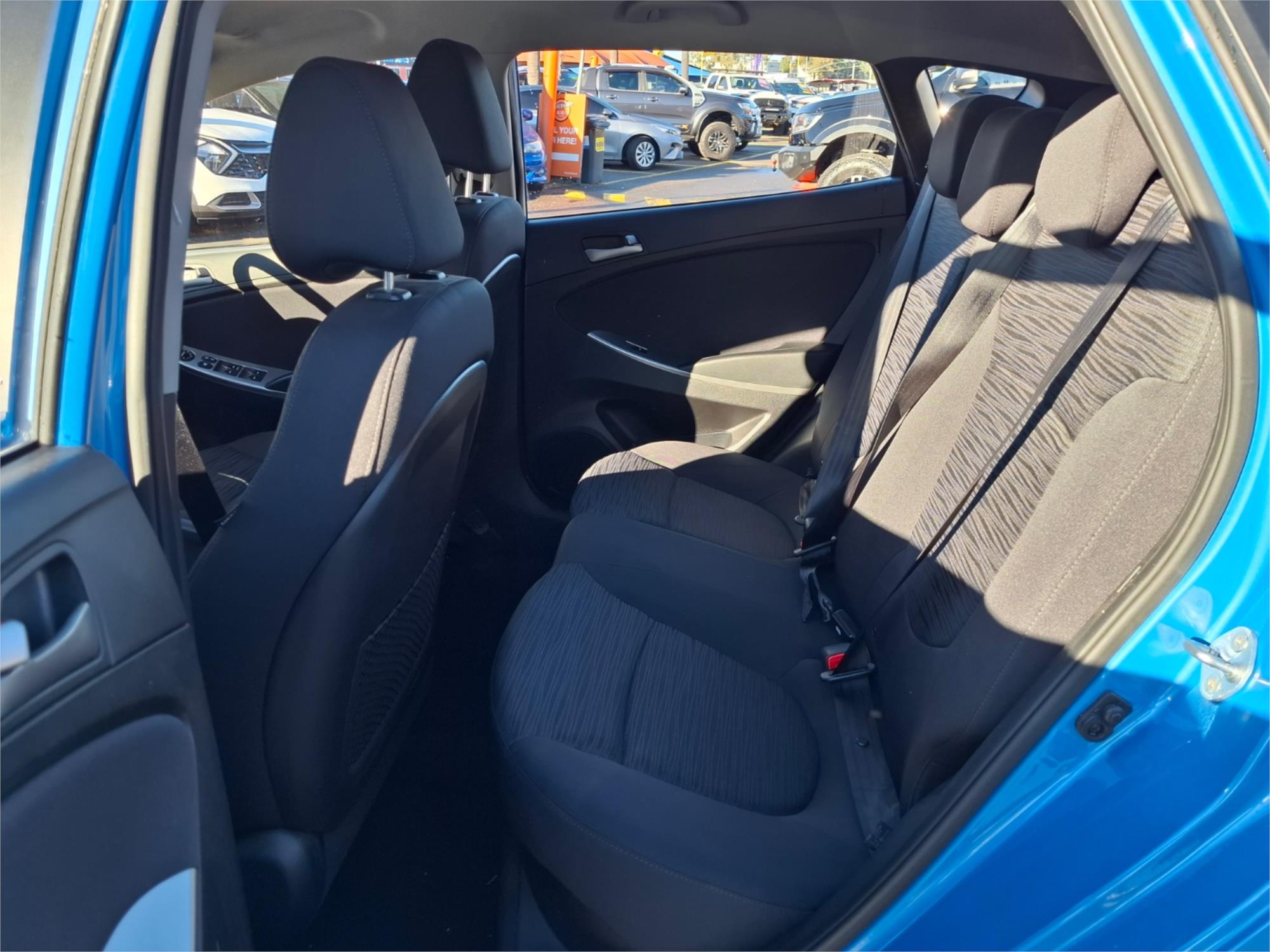 2017 HYUNDAI ACCENT RB6 MY18 SPORT 6 SP AUTOMATIC 5D HATCHBACK