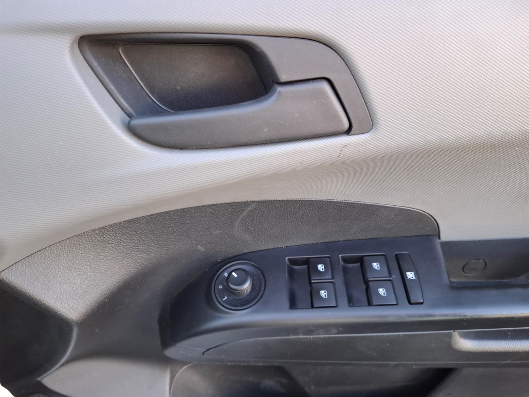 2014 HOLDEN BARINA TM MY14 CD 6 SP AUTOMATIC 5D HATCHBACK