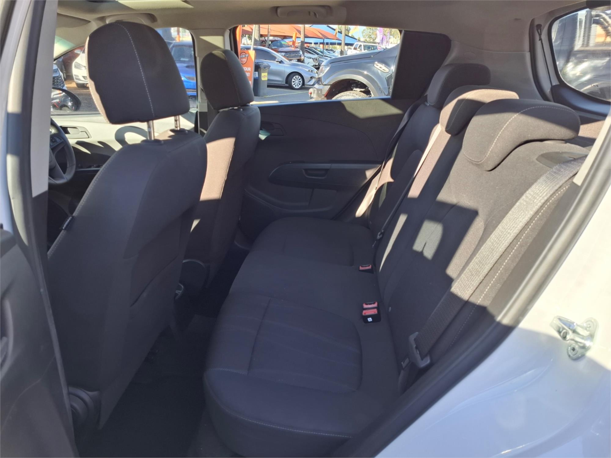 2014 HOLDEN BARINA TM MY14 CD 6 SP AUTOMATIC 5D HATCHBACK