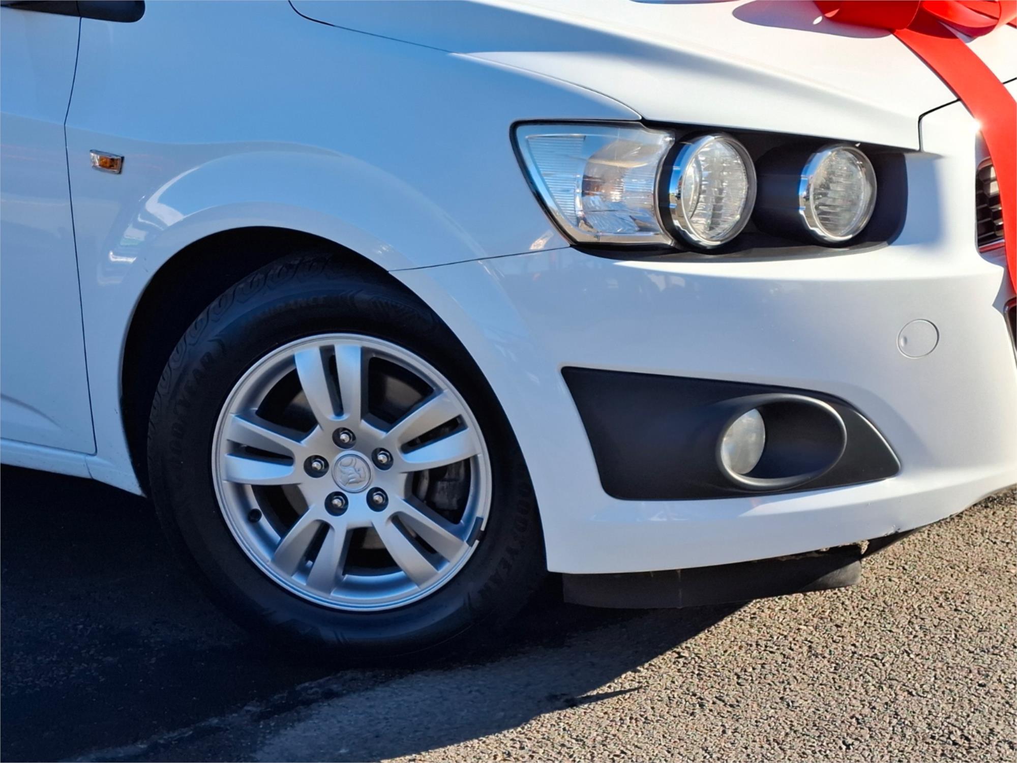 2014 HOLDEN BARINA TM MY14 CD 6 SP AUTOMATIC 5D HATCHBACK