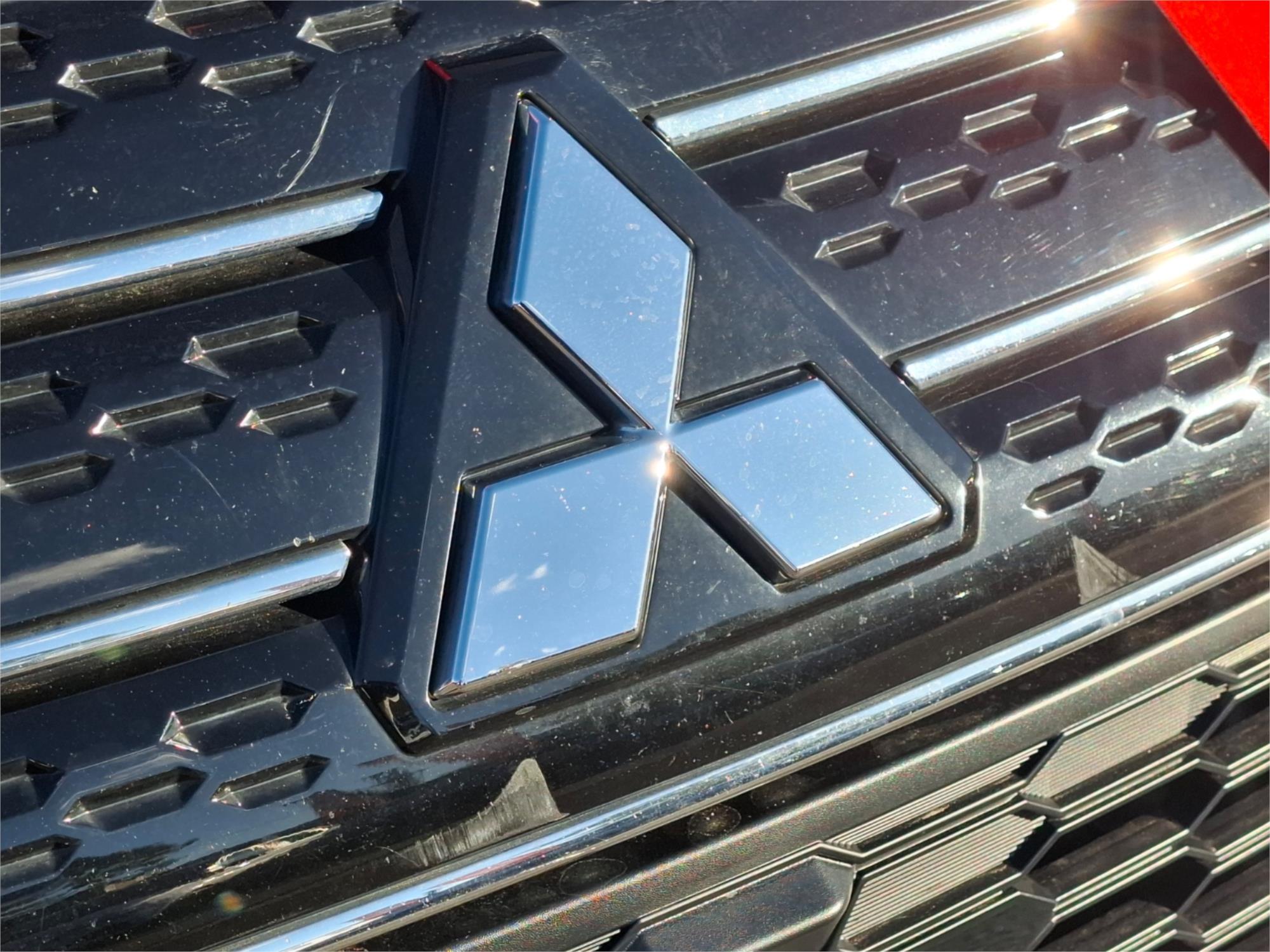 2023 MITSUBISHI OUTLANDER ZM MY23 ES 5 SEAT (2WD) CVT AUTO 8 SPEED 4D WAGON