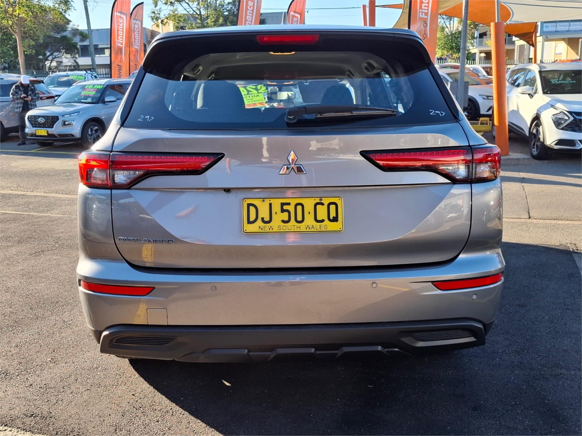 2023 MITSUBISHI OUTLANDER ZM MY23 ES 5 SEAT (2WD) CVT AUTO 8 SPEED 4D WAGON