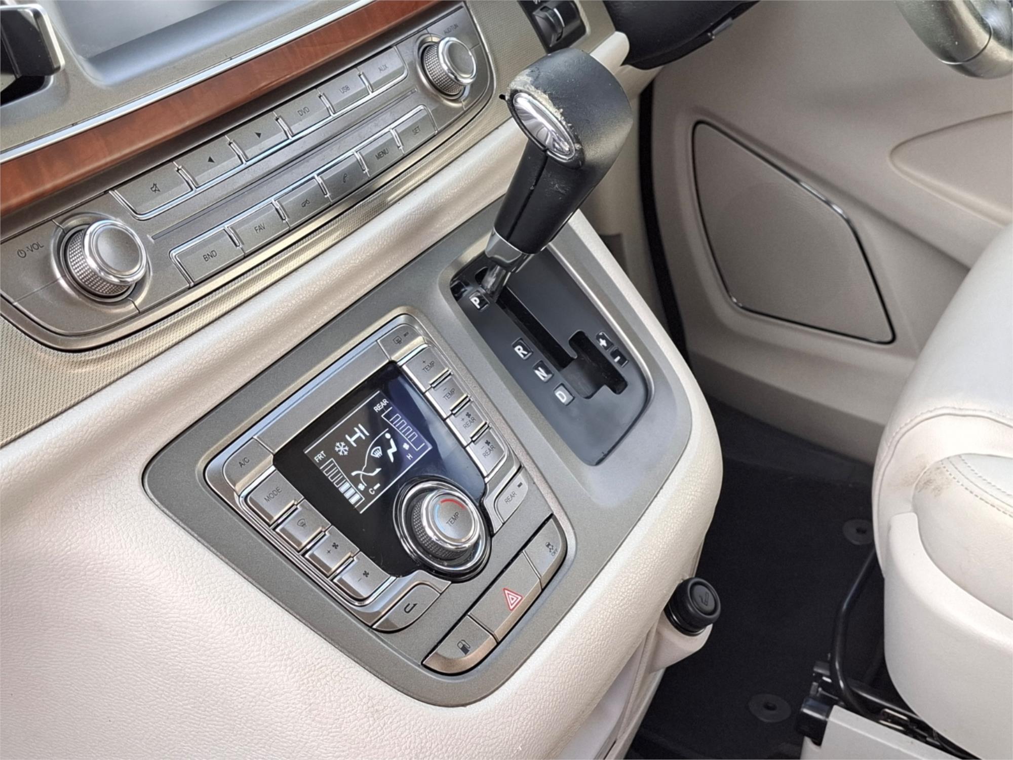 2017 LDV G10 SV7C 6 SP AUTOMATIC 4D VAN