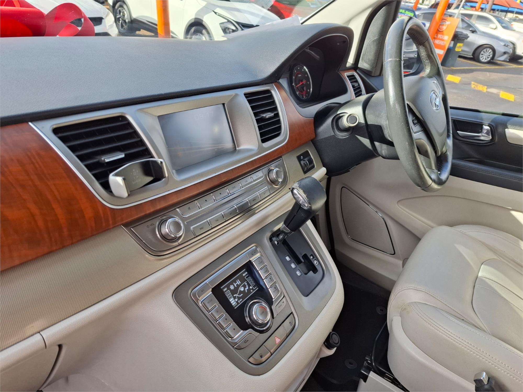 2017 LDV G10 SV7C 6 SP AUTOMATIC 4D VAN