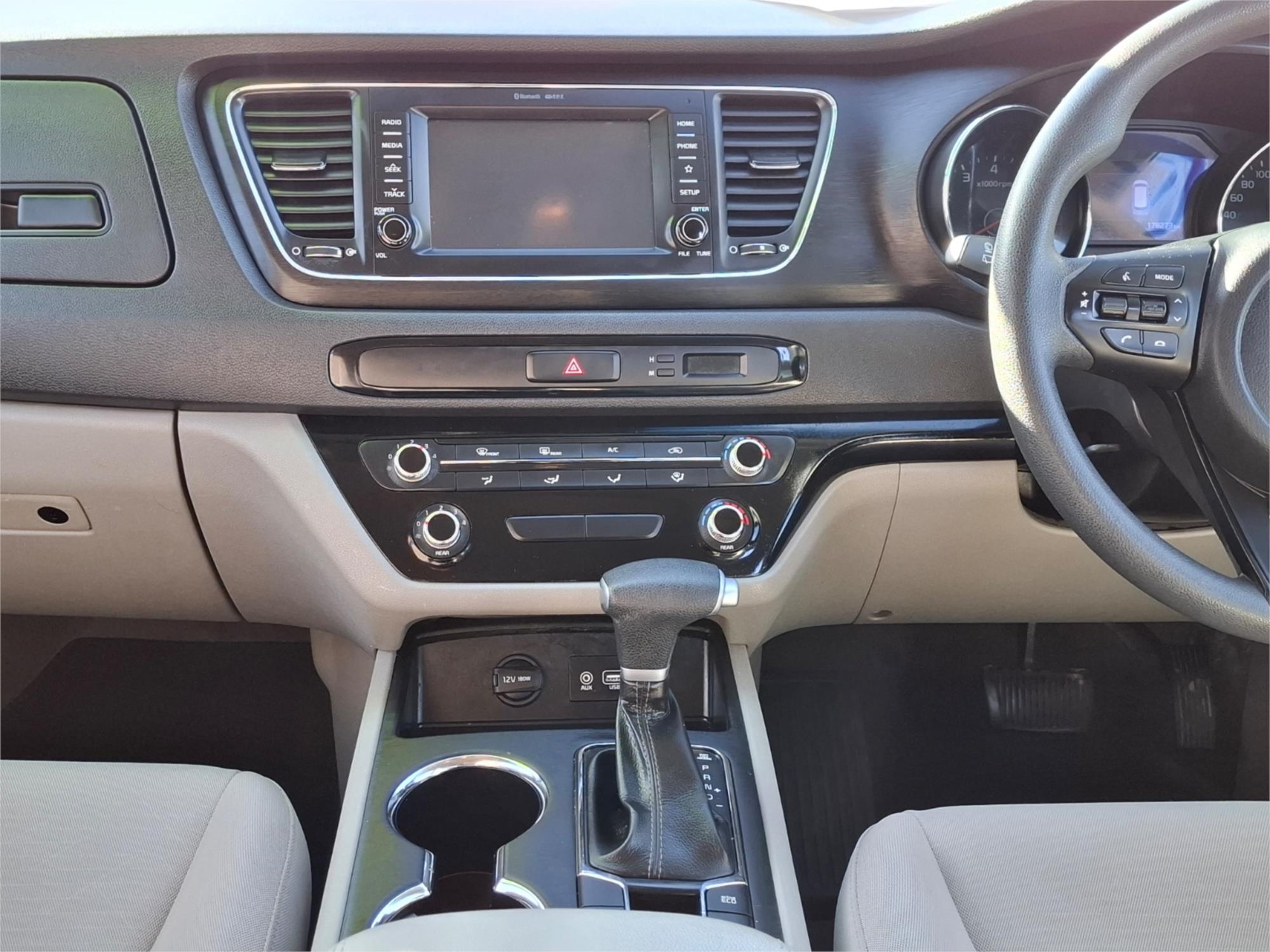 2019 KIA CARNIVAL YP PE MY19 S 8 SP AUTOMATIC 4D WAGON