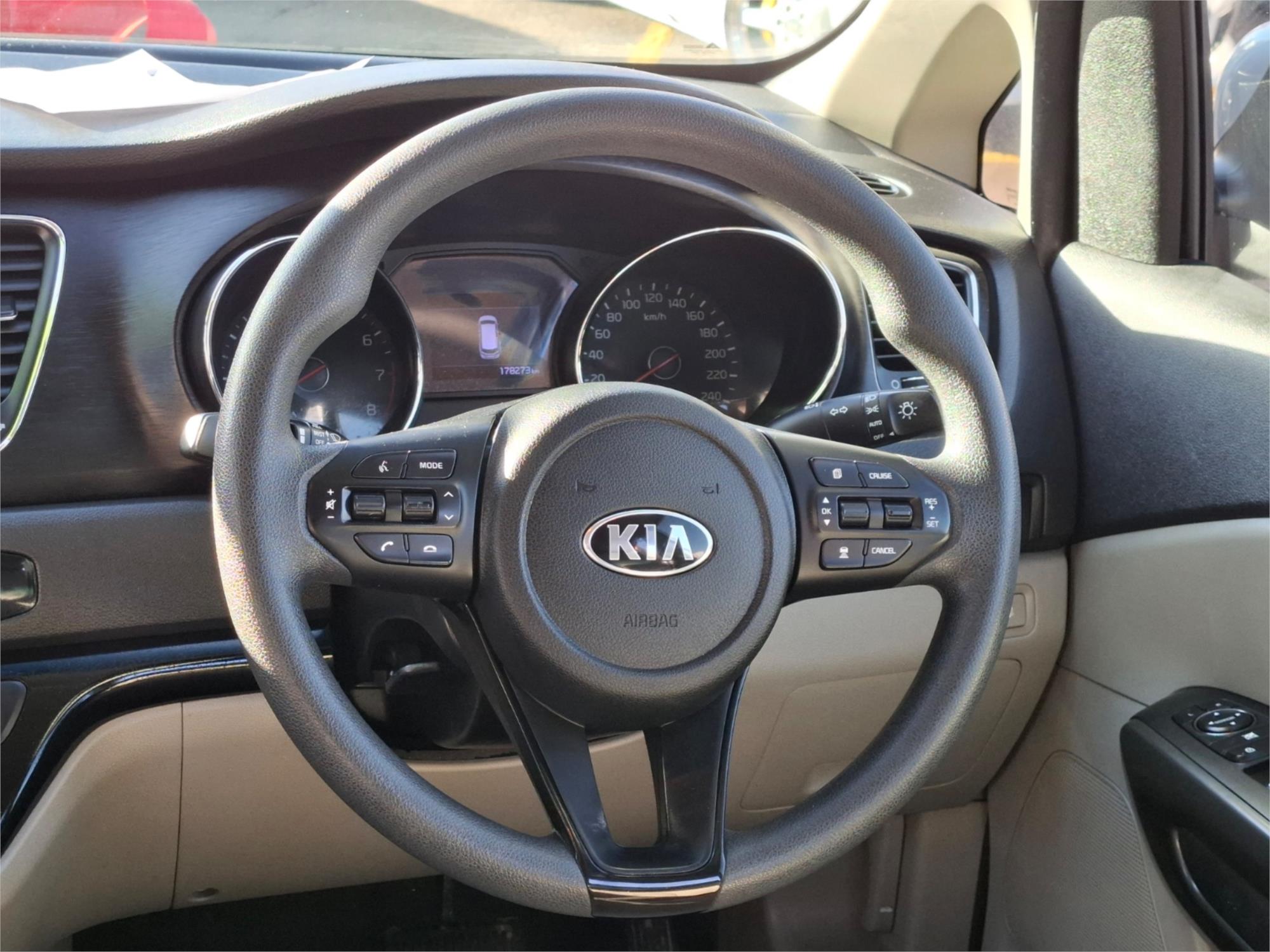 2019 KIA CARNIVAL YP PE MY19 S 8 SP AUTOMATIC 4D WAGON