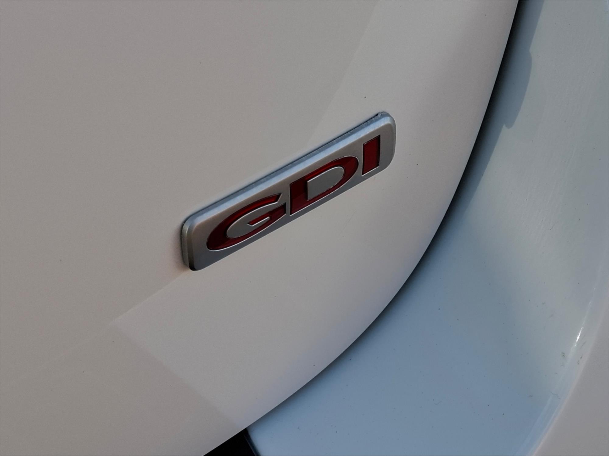 2019 KIA CARNIVAL YP PE MY19 S 8 SP AUTOMATIC 4D WAGON
