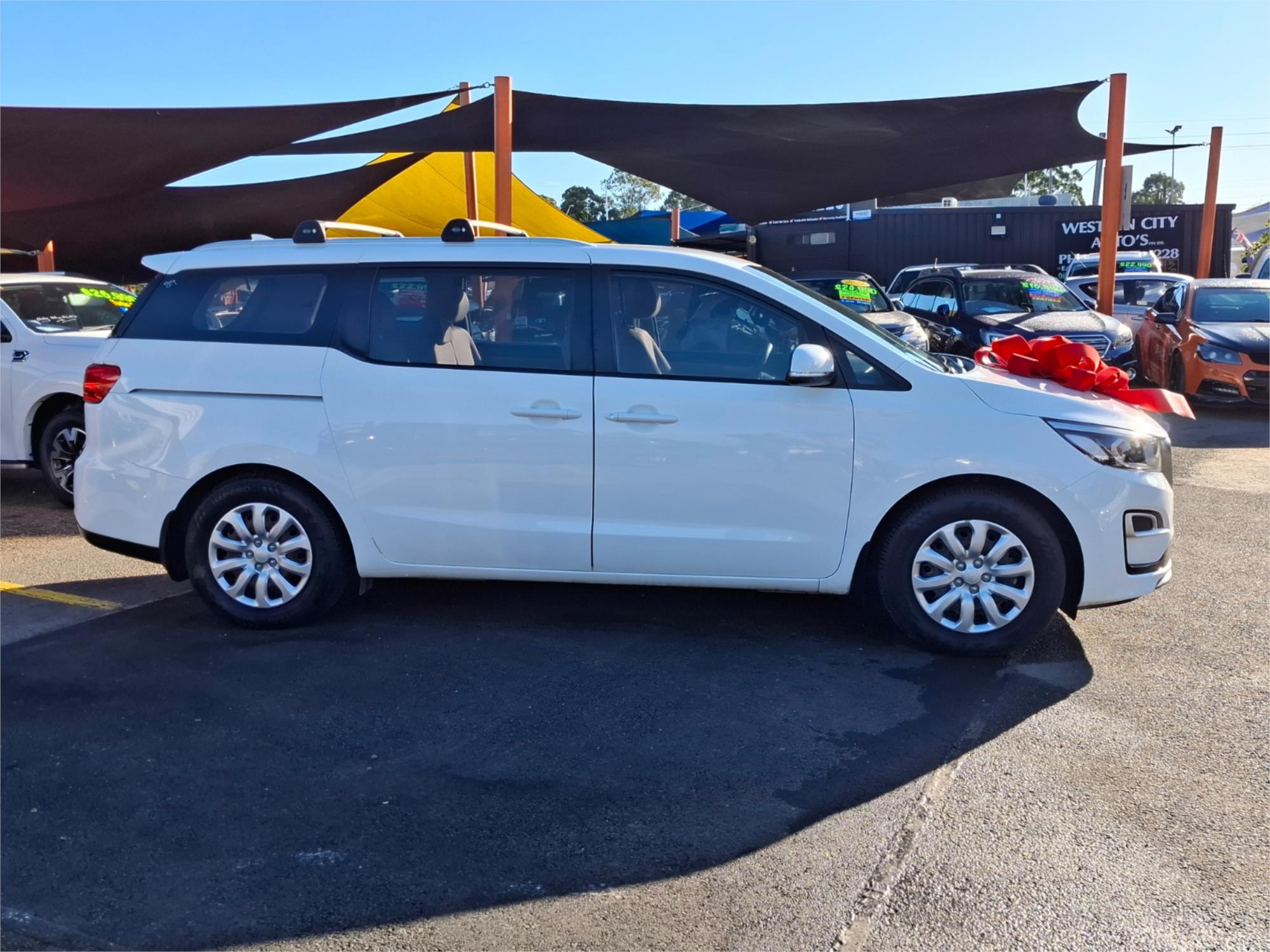 2019 KIA CARNIVAL YP PE MY19 S 8 SP AUTOMATIC 4D WAGON