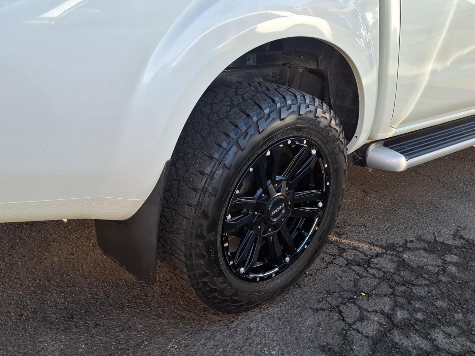 2018 NISSAN NAVARA D23 SERIES III MY18 ST (4x2) 6 SP MANUAL DUAL CAB P/UP