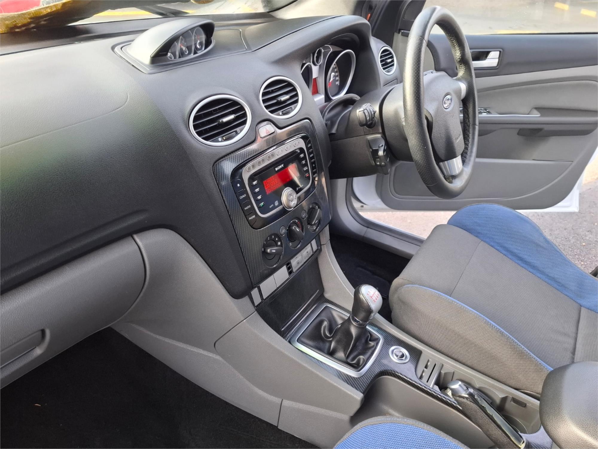 2010 FORD FOCUS LV XR5 TURBO 6 SP MANUAL 5D HATCHBACK