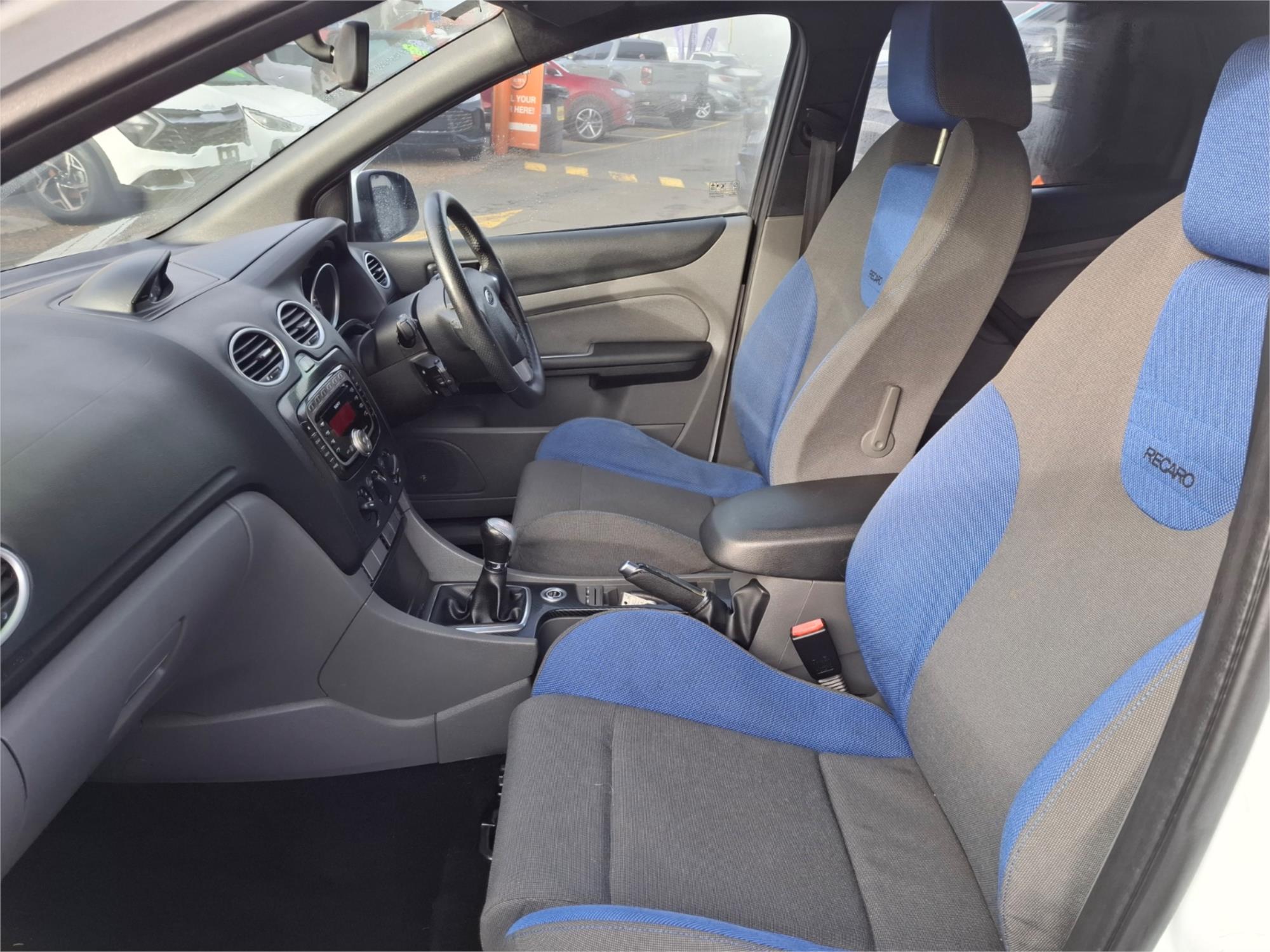 2010 FORD FOCUS LV XR5 TURBO 6 SP MANUAL 5D HATCHBACK