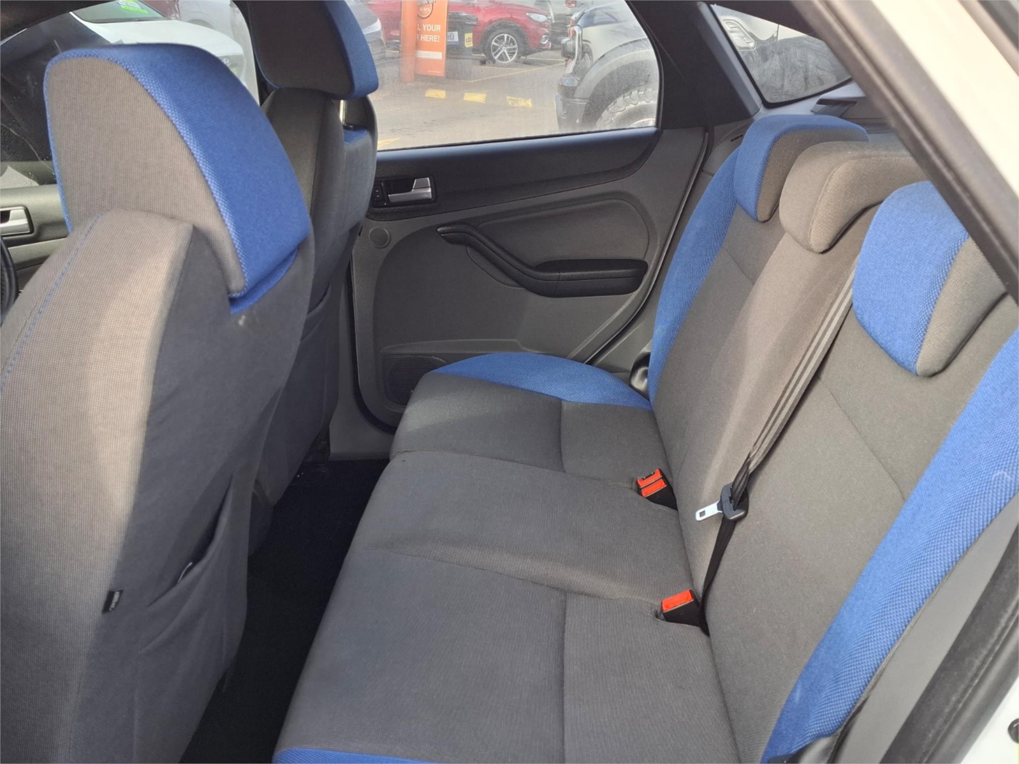 2010 FORD FOCUS LV XR5 TURBO 6 SP MANUAL 5D HATCHBACK
