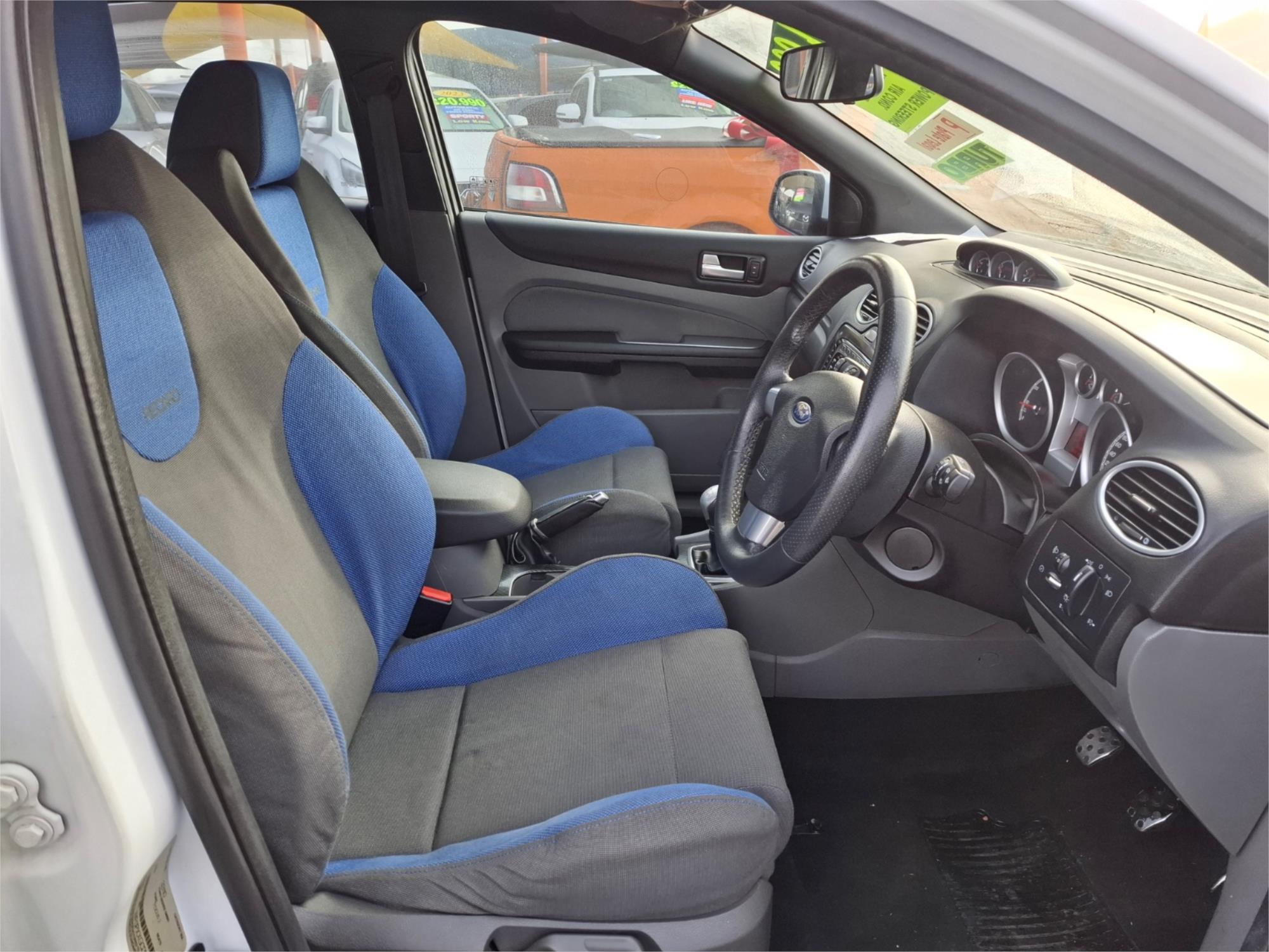 2010 FORD FOCUS LV XR5 TURBO 6 SP MANUAL 5D HATCHBACK